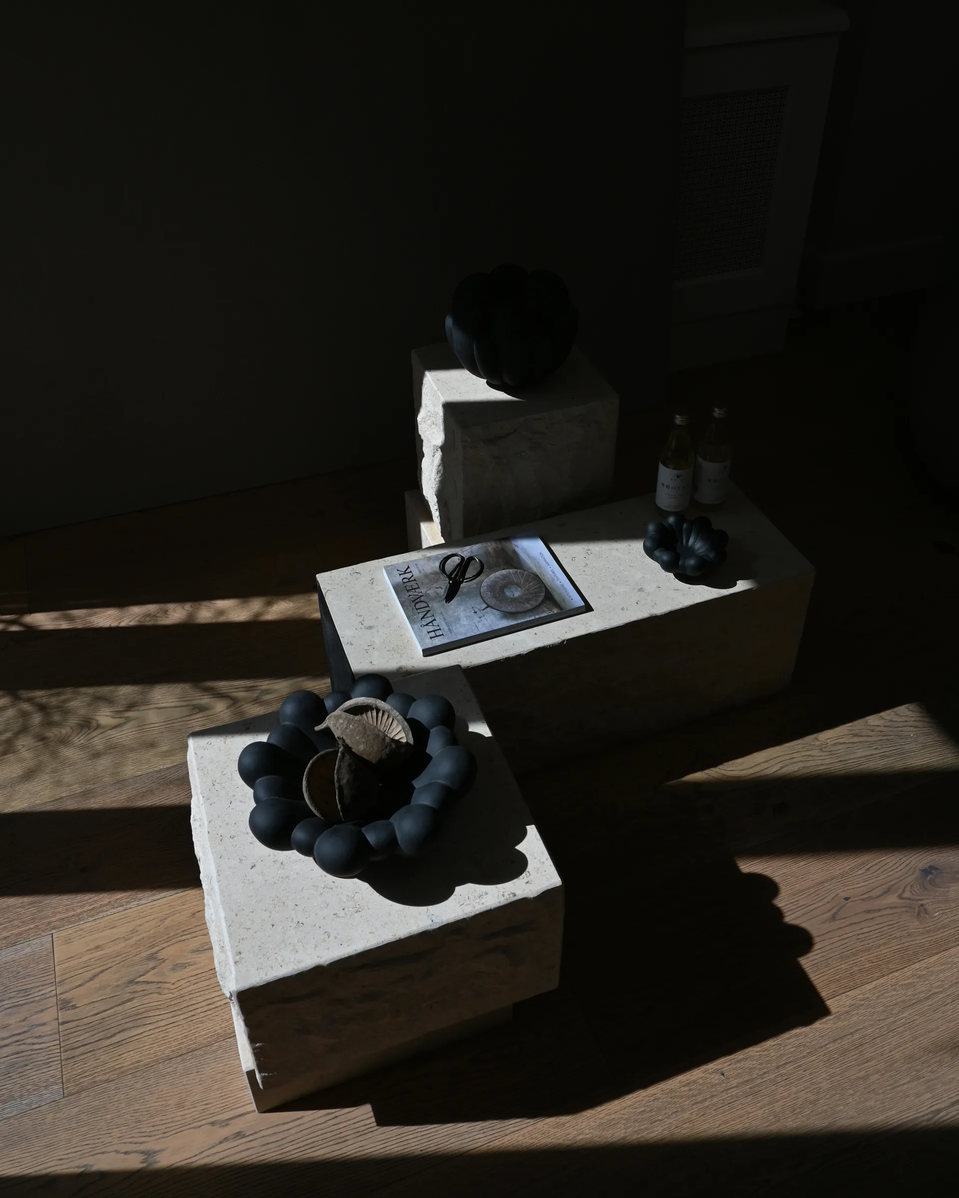 블룸 트레이 메디오 Ø28,5 cm, Black 101 Copenhagen | 101 코펜하겐