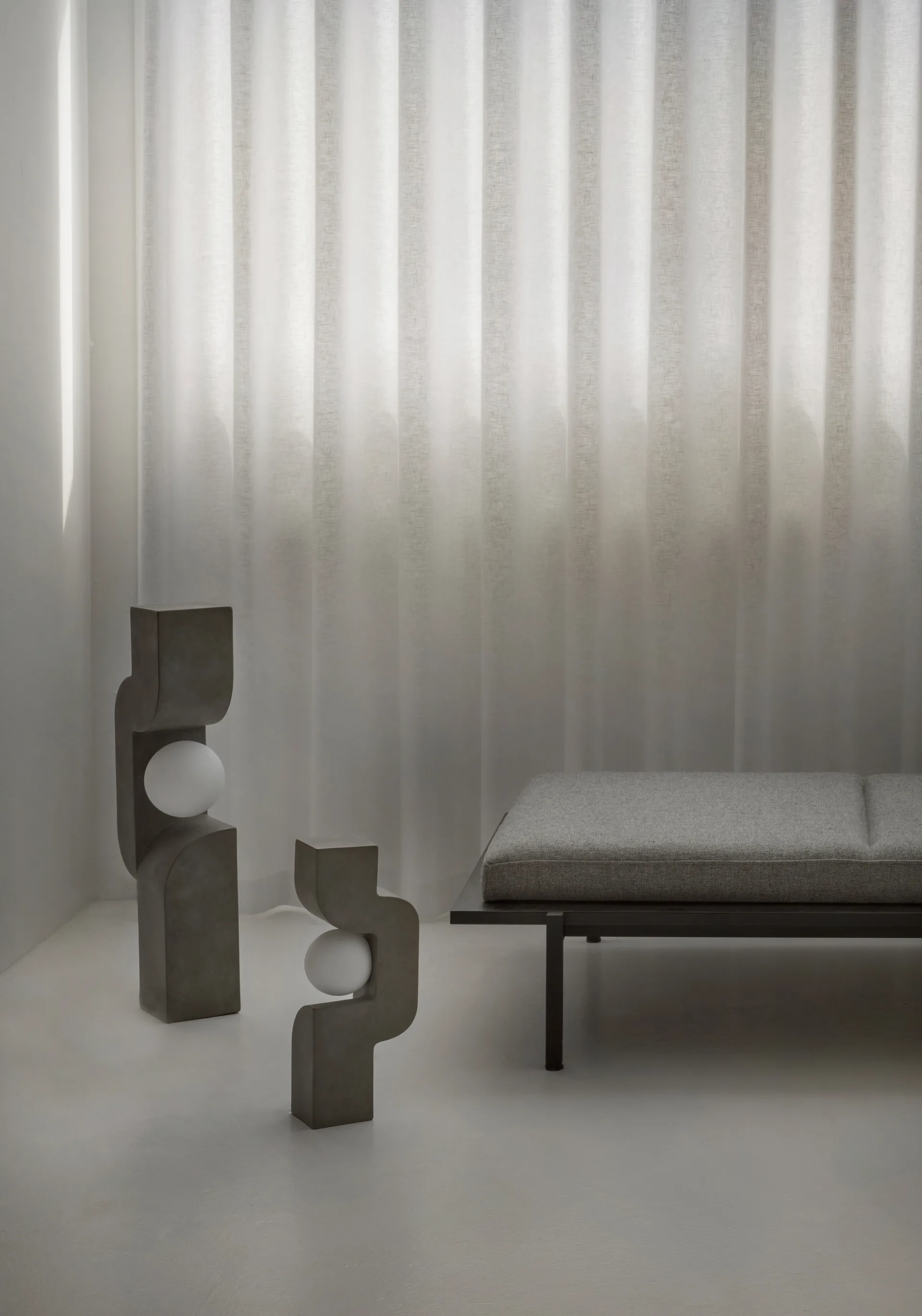 Sitting Man 조명 다크 그레이, 16x42.5 cm 101 Copenhagen | 101 코펜하겐