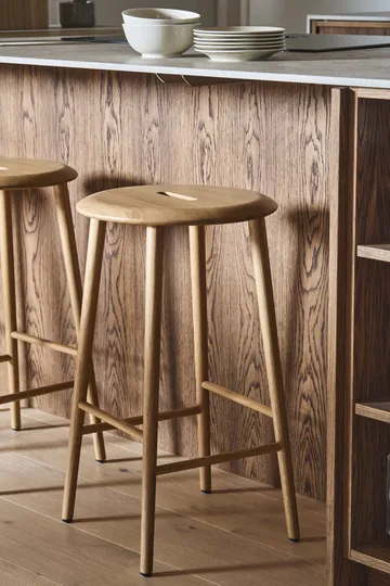 노르보 라운드 바 스툴 65 cm - Natural lacquered oak - 1898