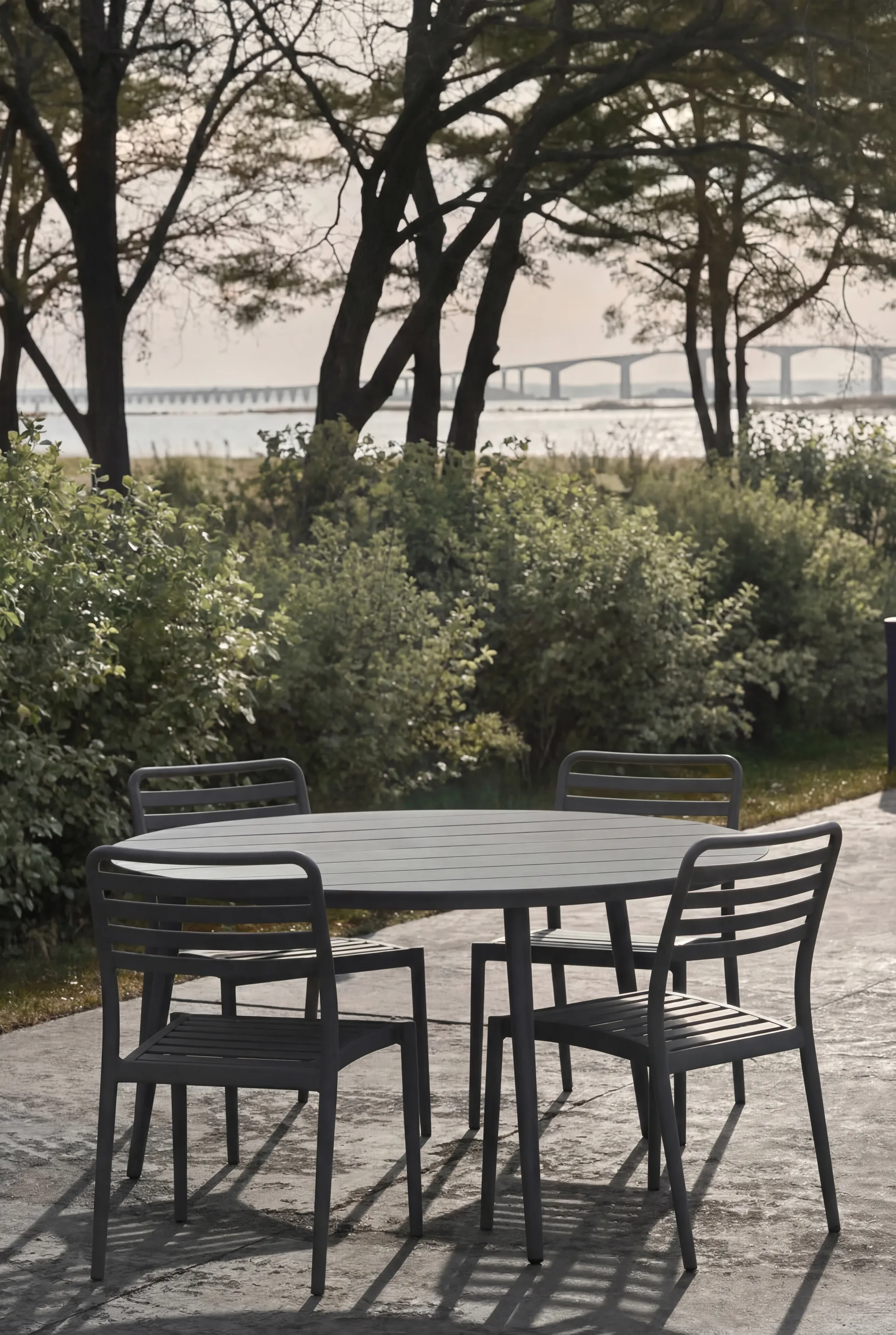 메시나 체어, Anthracite 1898