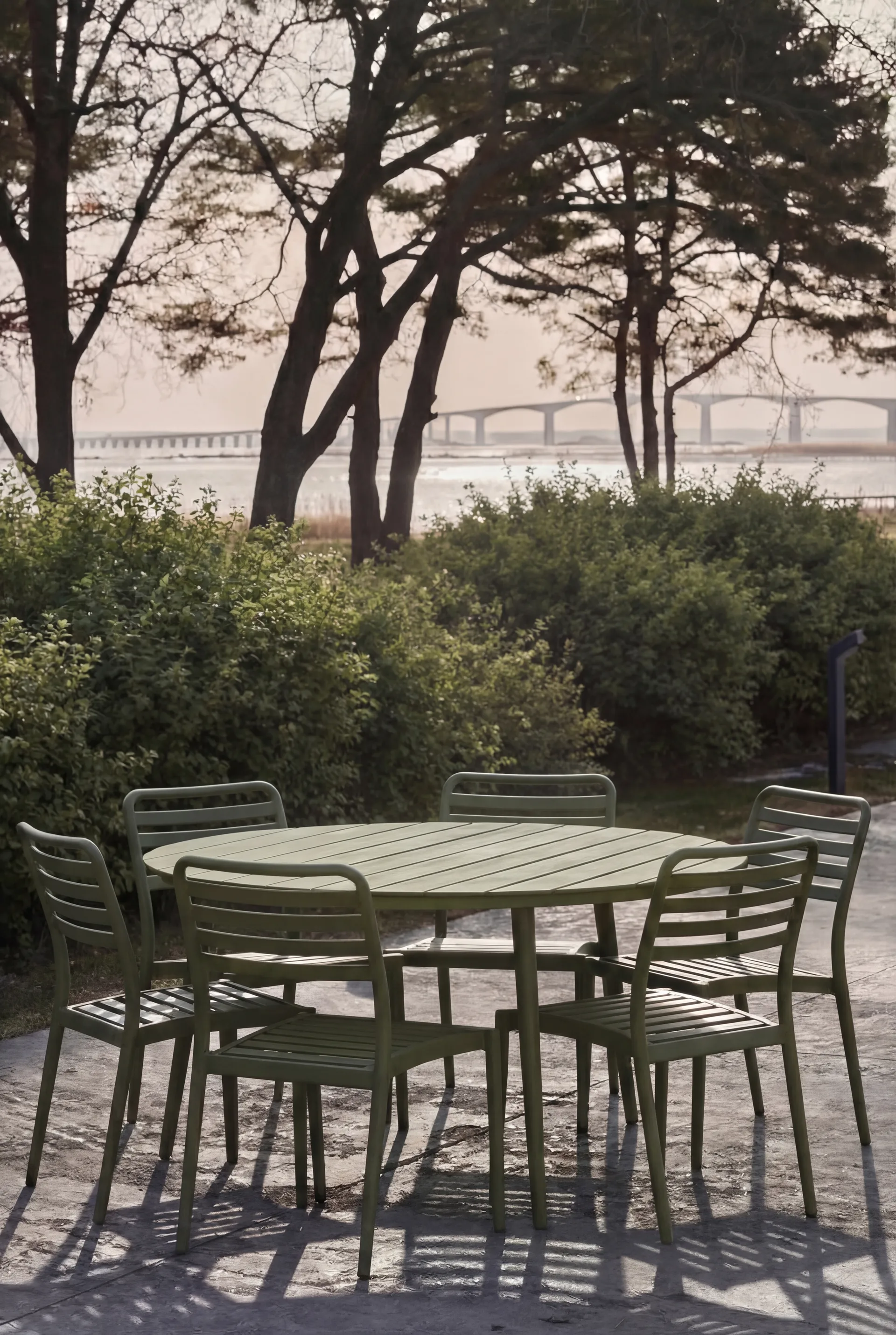 메시나 체어, Moss Green 1898