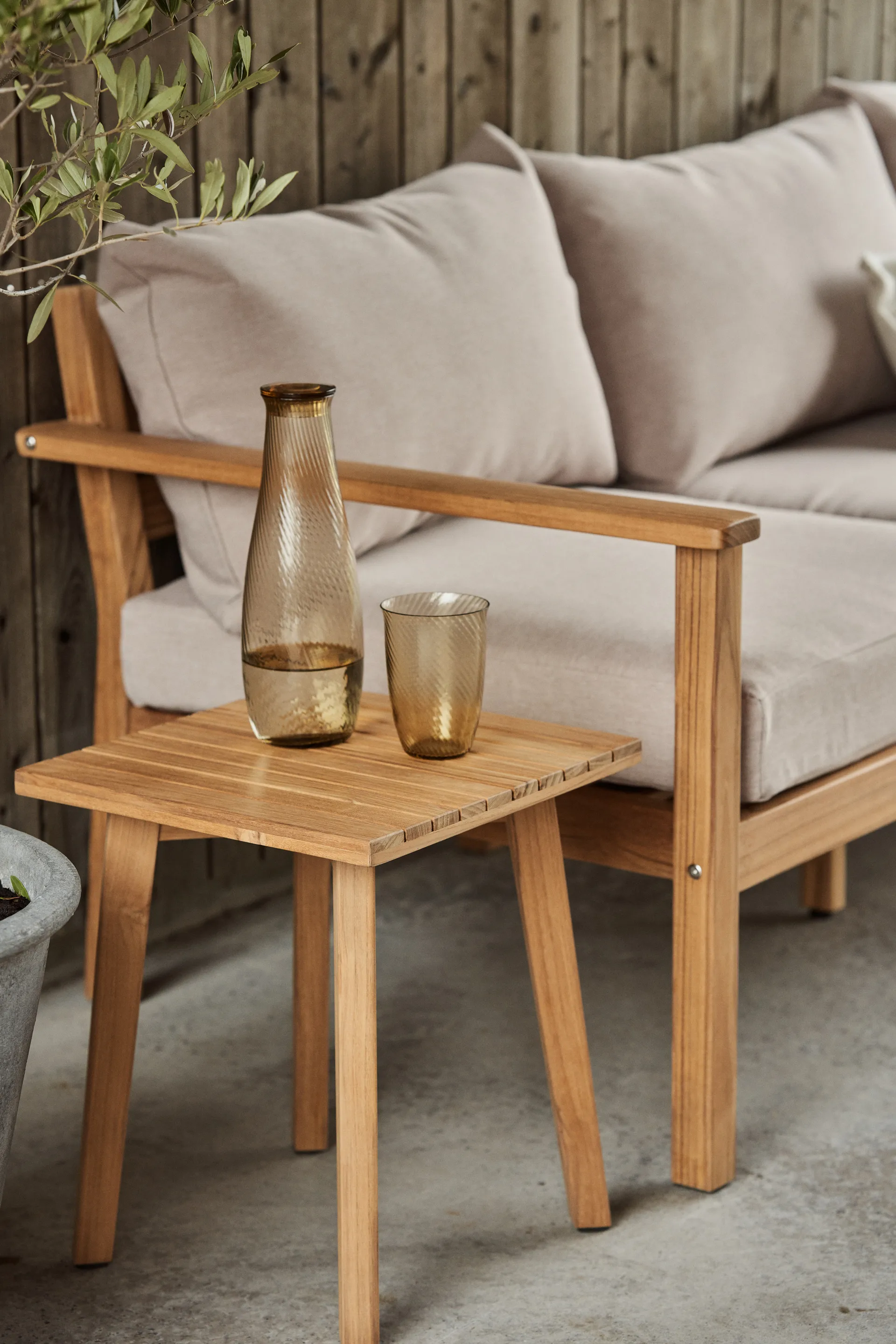 Sköndal 사이드 테이블 teak, 35x35x40 cm 1898