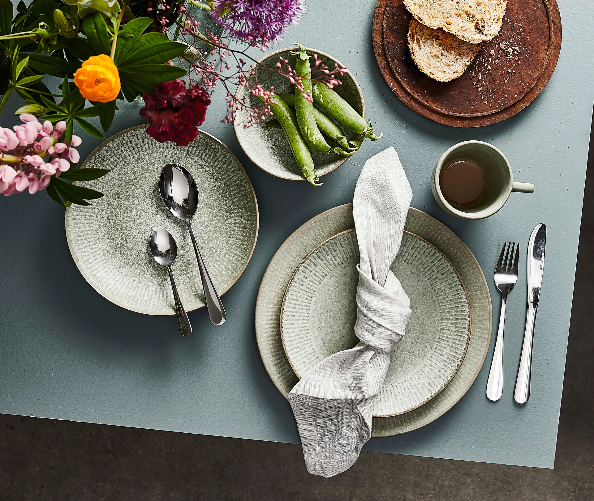 릴리프 접시 22 cm, green Aida | 아이다