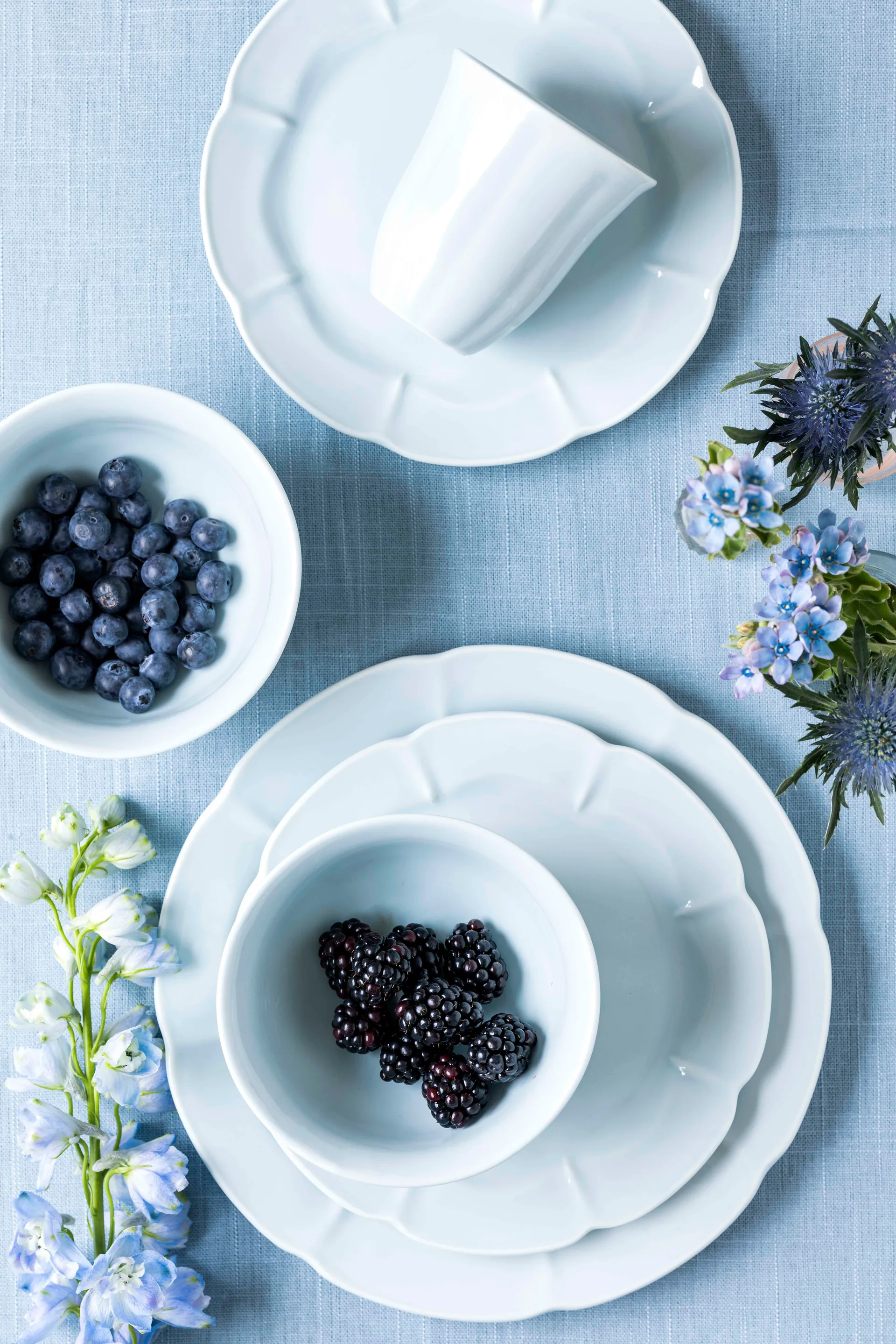 쇠홀름 솔베이 스몰 접시 22 cm, Powder blue Aida | 아이다