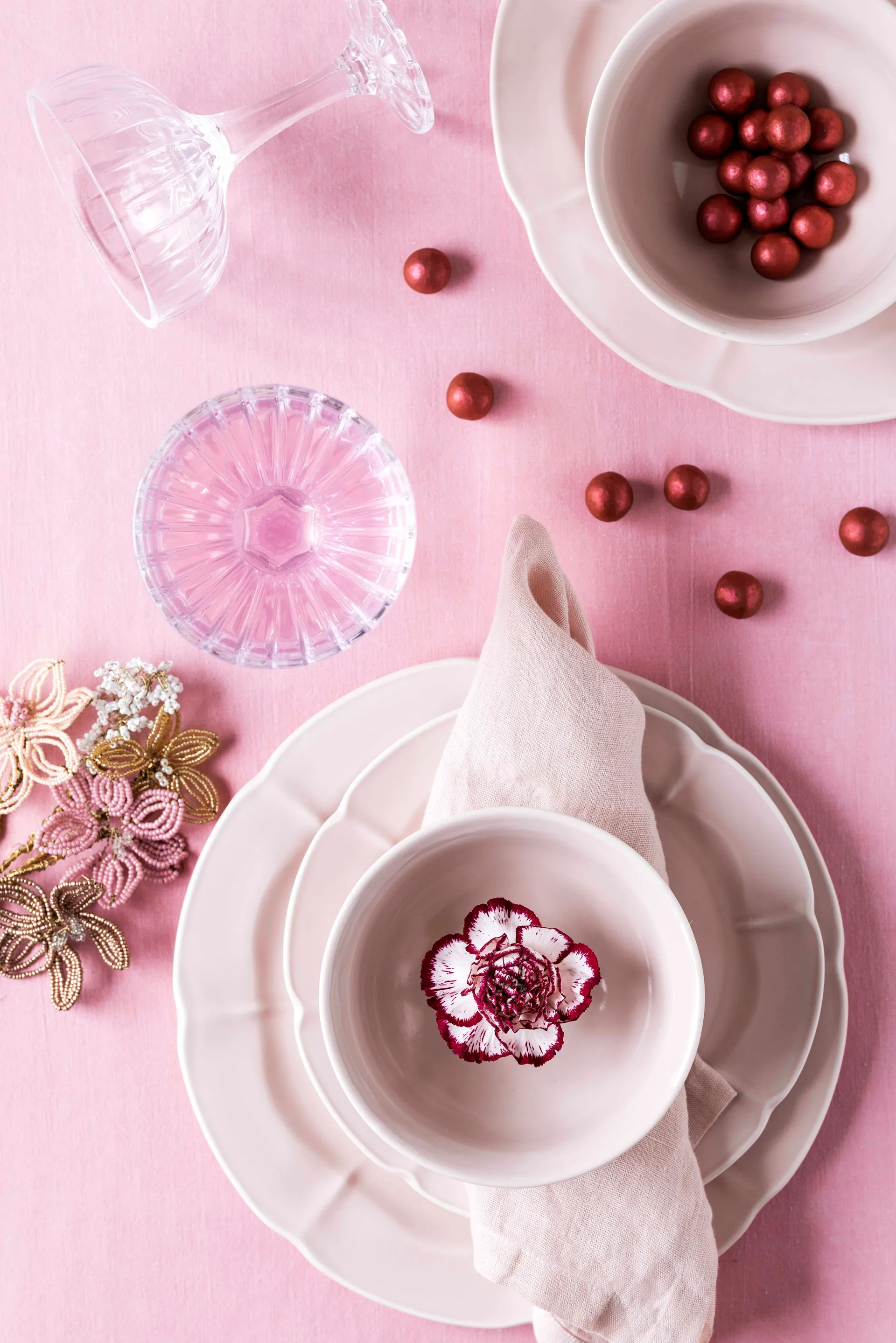 쇠홀름 솔베이 접시 26.5 cm, Soft pink Aida | 아이다