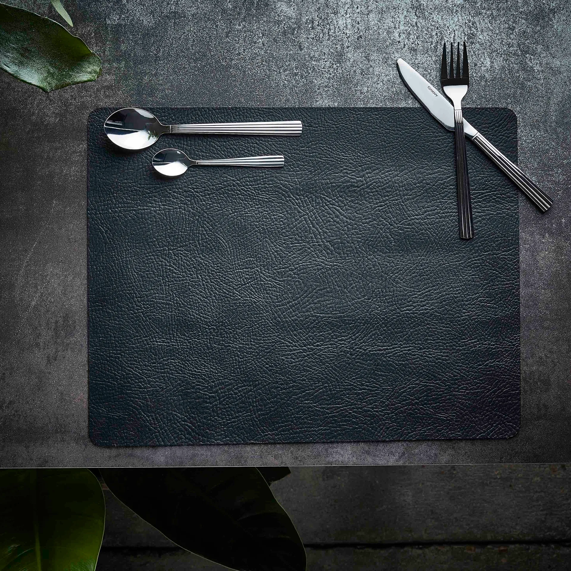 콰드로 테이블매트 35x45 cm, black Aida | 아이다