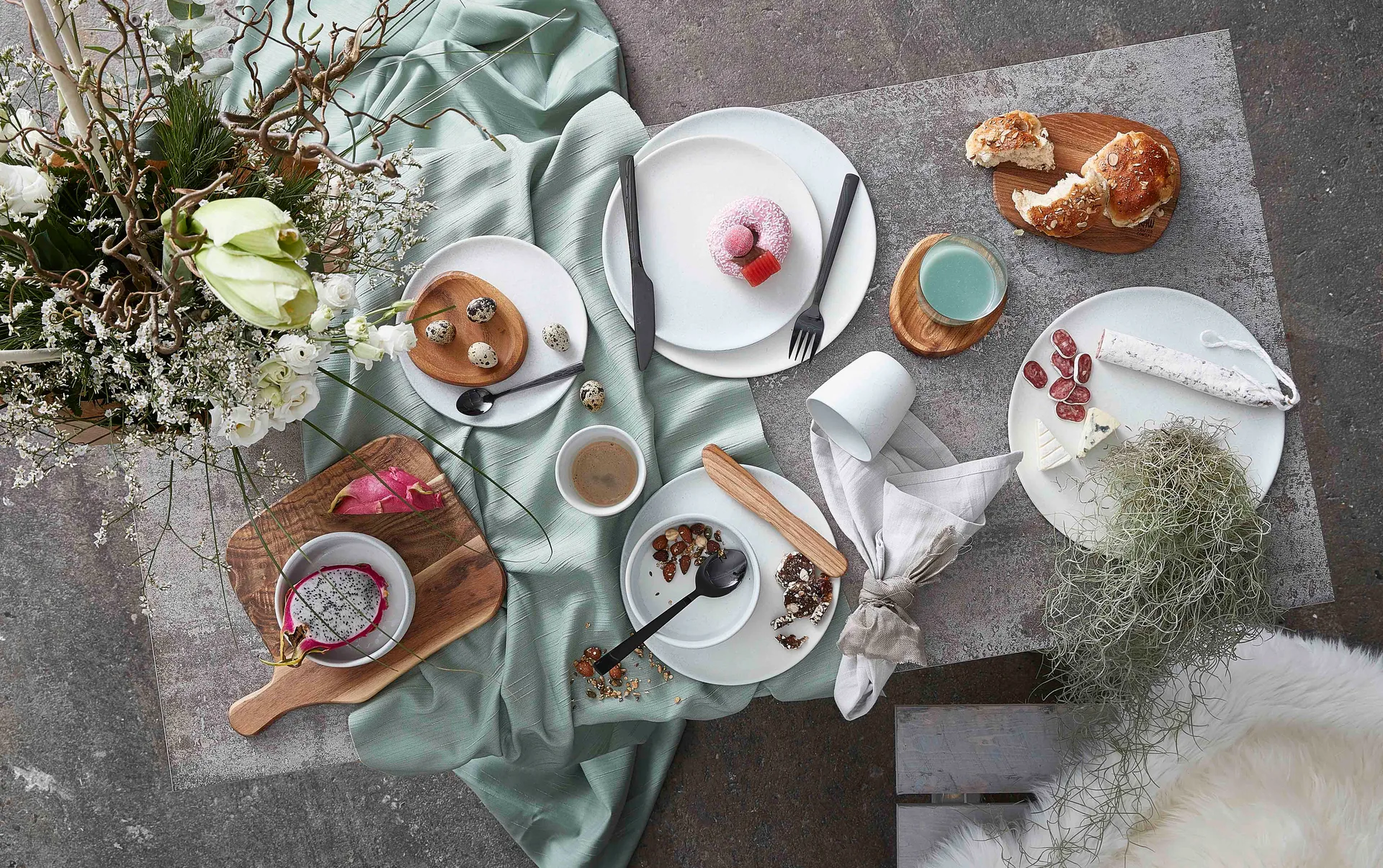 로 커트러리 60 피스, Black Aida | 아이다