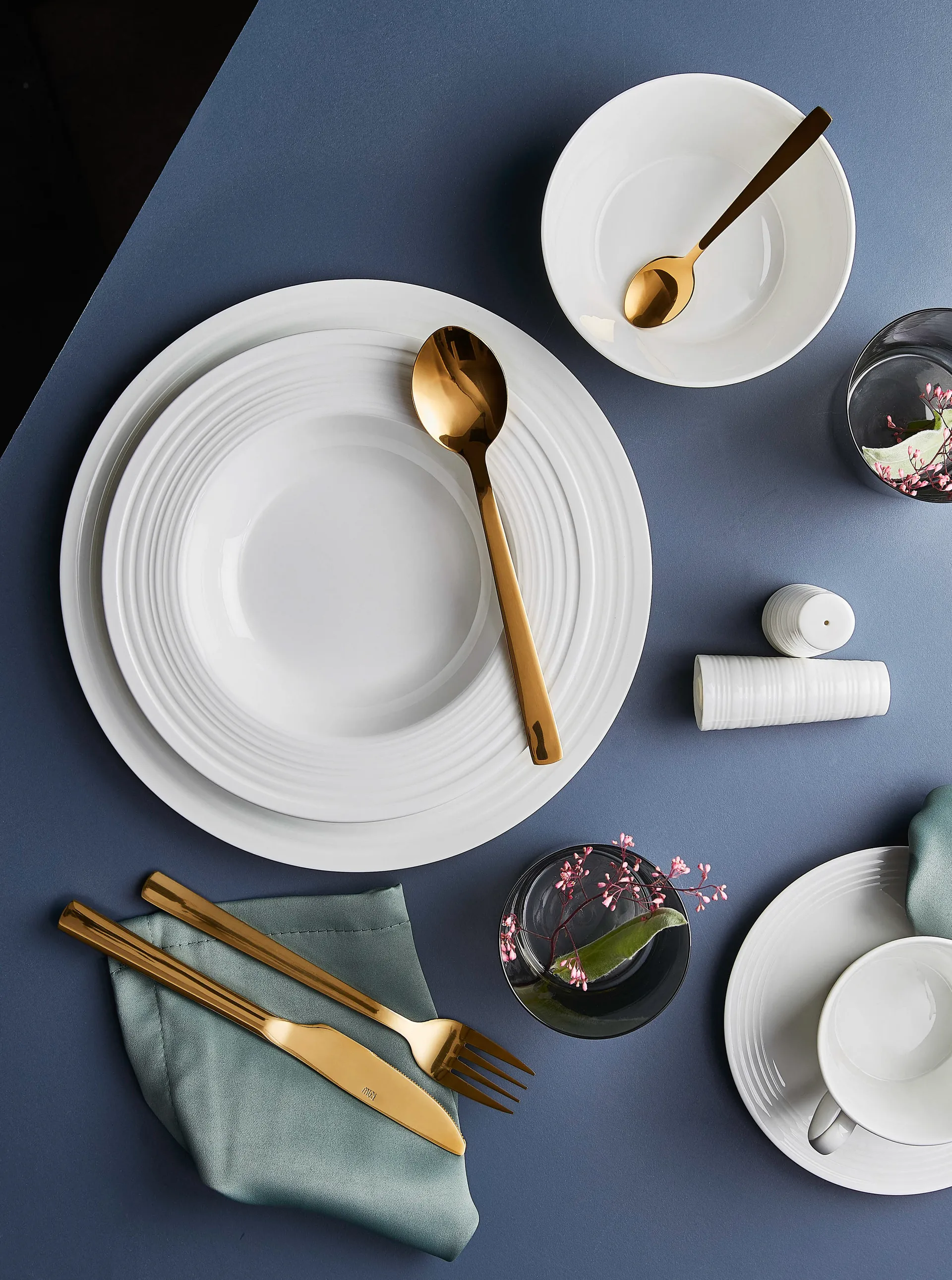 로 커트러리 60 피스, Gold Aida | 아이다