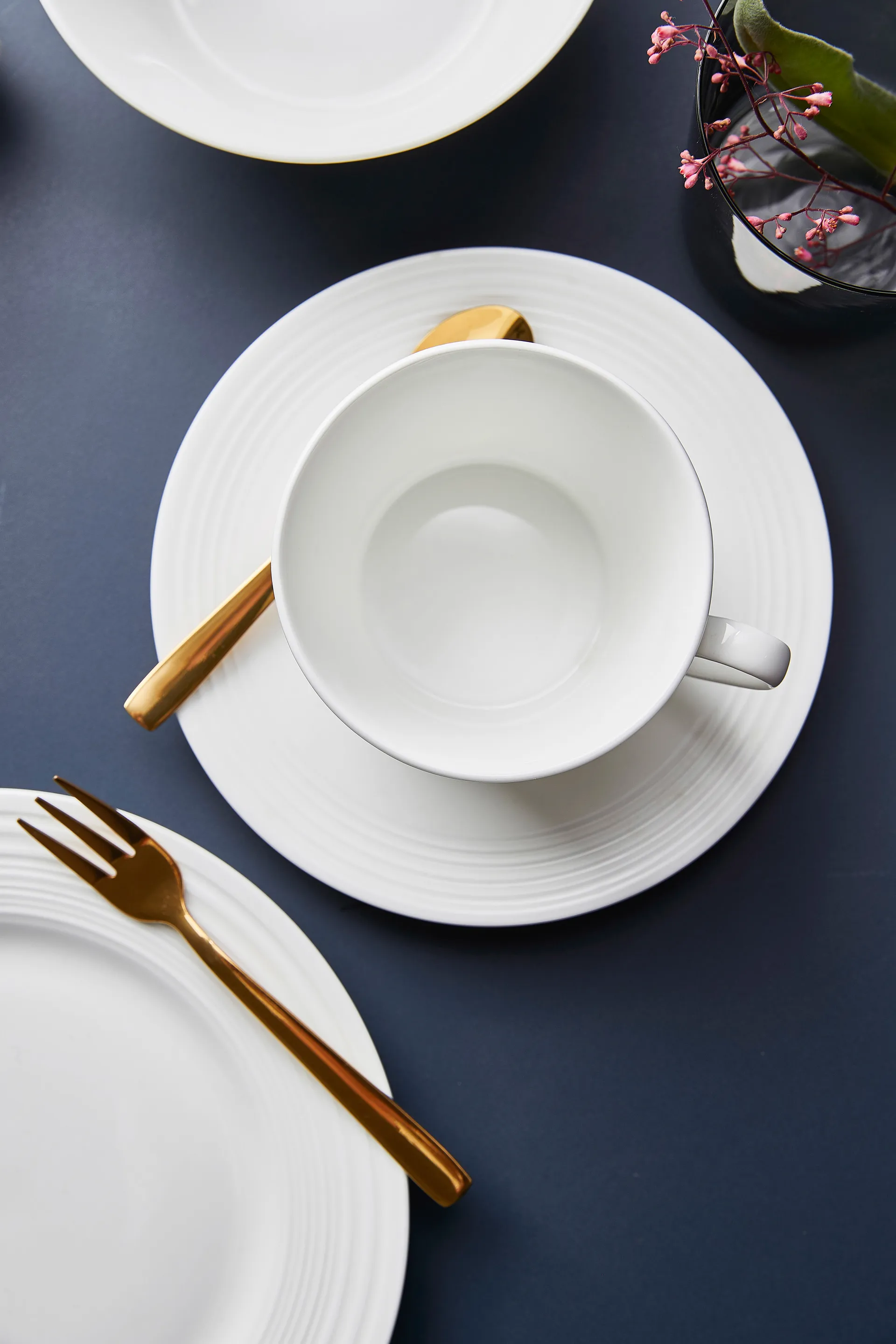 로 커트러리 60 피스, Gold Aida | 아이다