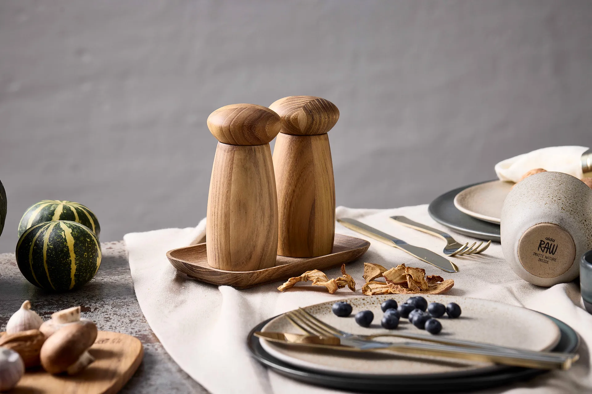 Raw 트레이 10x17 cm, Teak Aida | 아이다