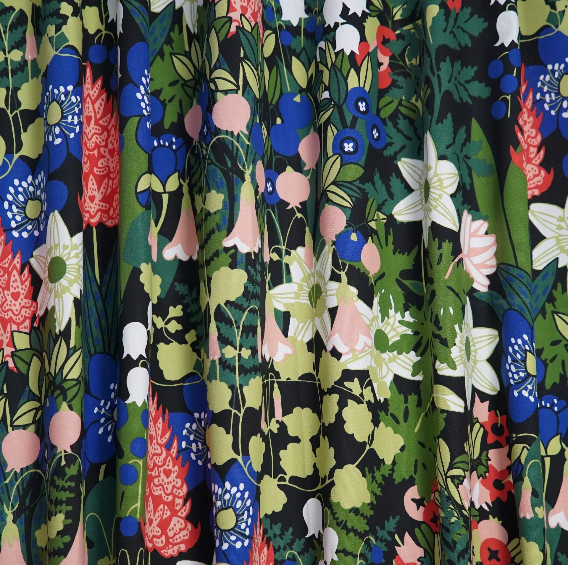 스코겐 패브릭, Black-green-pink Almedahls | 알메달스