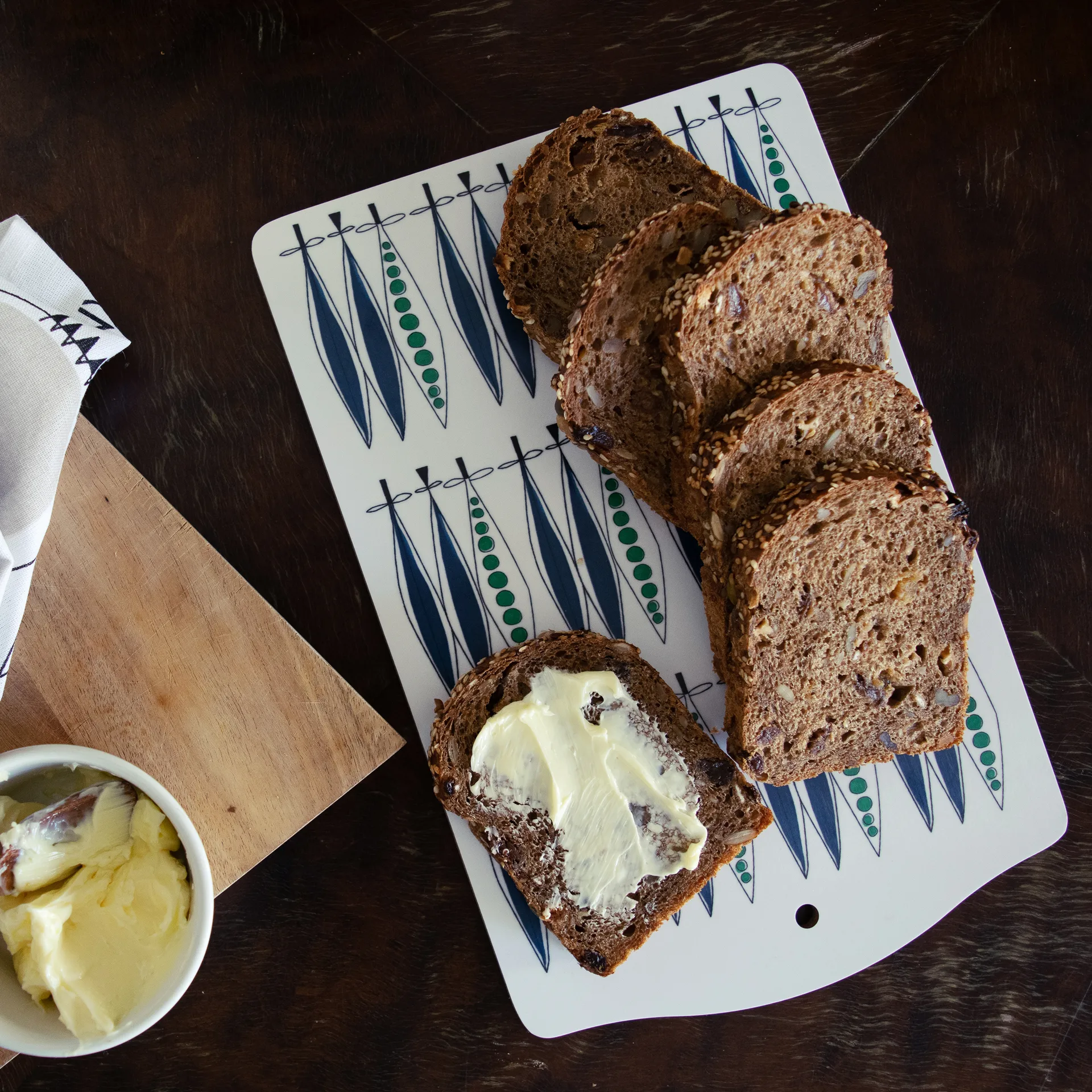 픽닉 도마 peas 20x30 cm, blue-multi Almedahls | 알메달스