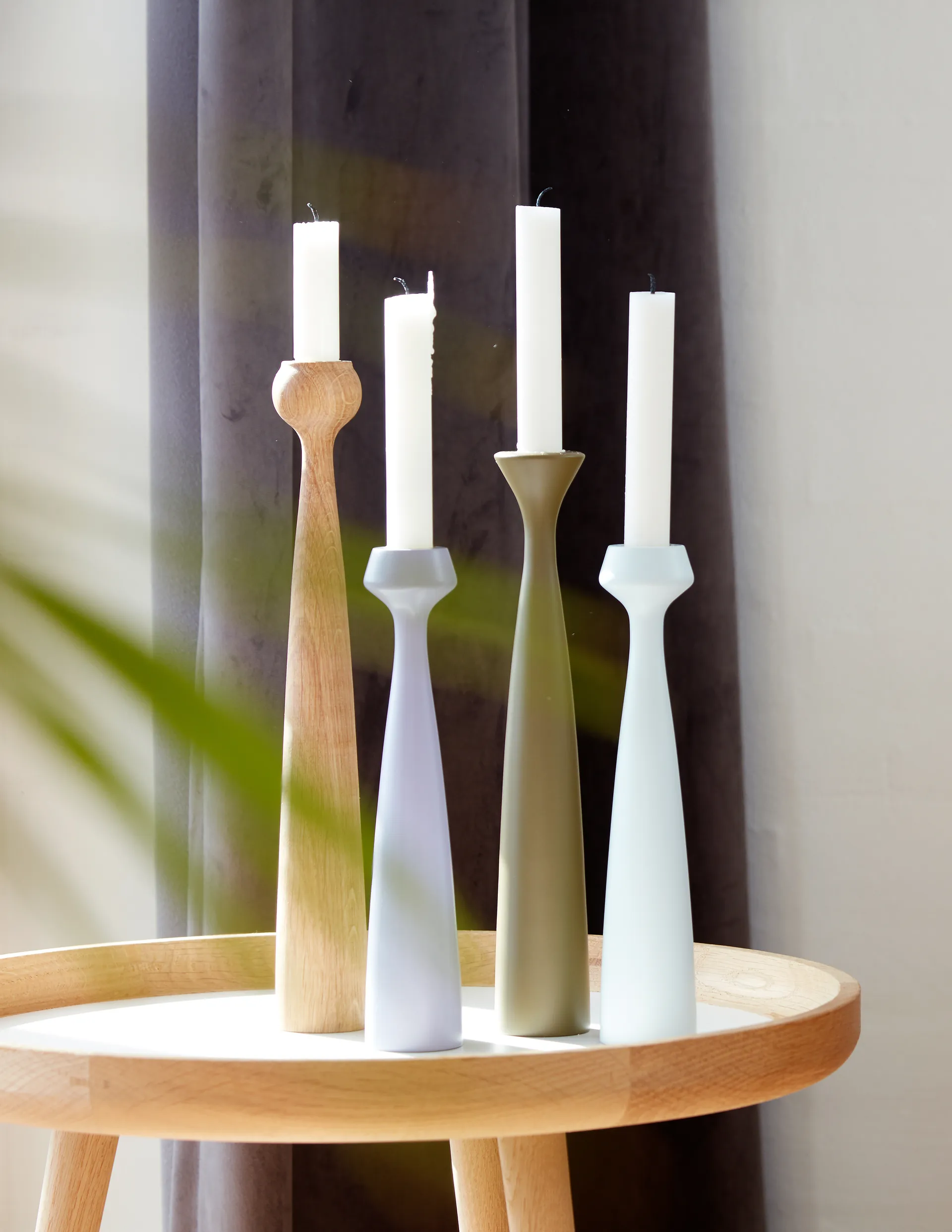 블로썸 튤립 캔들 스틱 33.5 cm, Oiled oak Applicata | 어플리카타