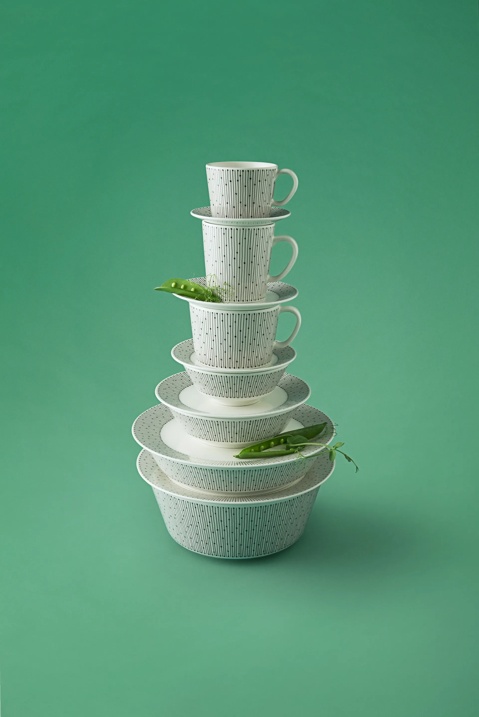 마이니오 사라스투스 접시 Ø25 cm, Black-white Arabia | 아라비아핀란드