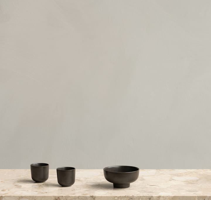 뉴 놈 보울 온 풋 Ø12 cm - Dark glazed - Audo Copenhagen | 오도 코펜하겐