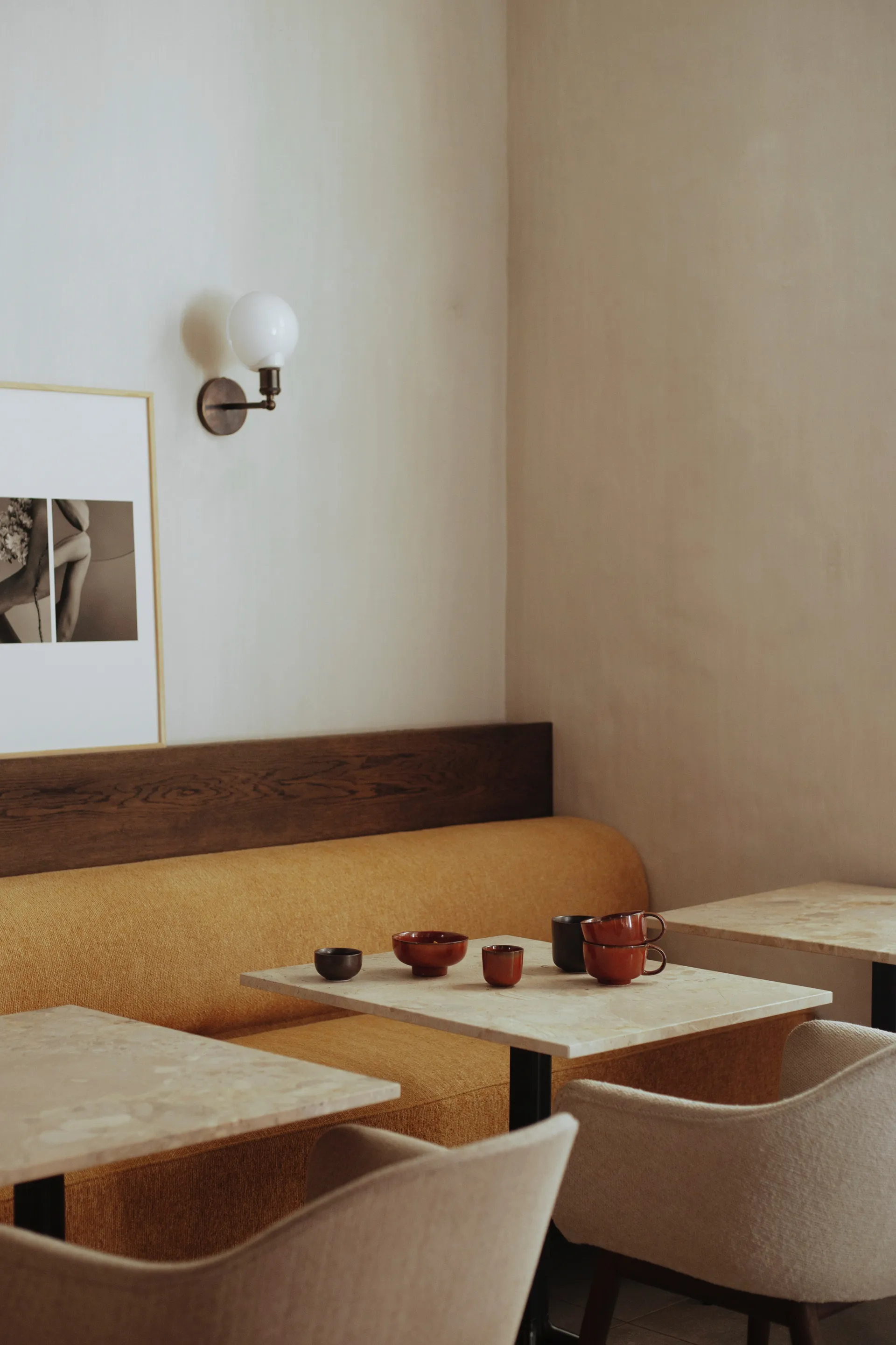 뉴 놈 보울 온 풋 Ø12 cm, Red glazed Audo Copenhagen | 오도 코펜하겐