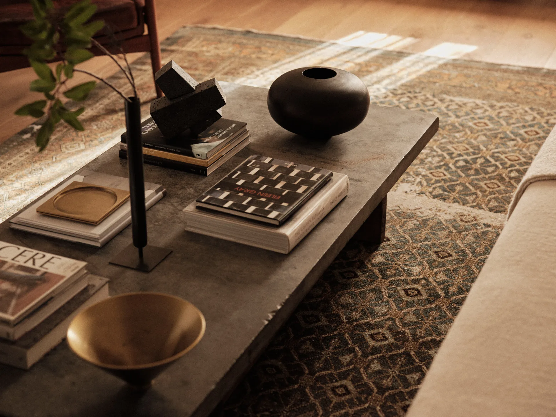 서라운드 화병 17.5 cm, Mango wood Audo Copenhagen | 오도 코펜하겐