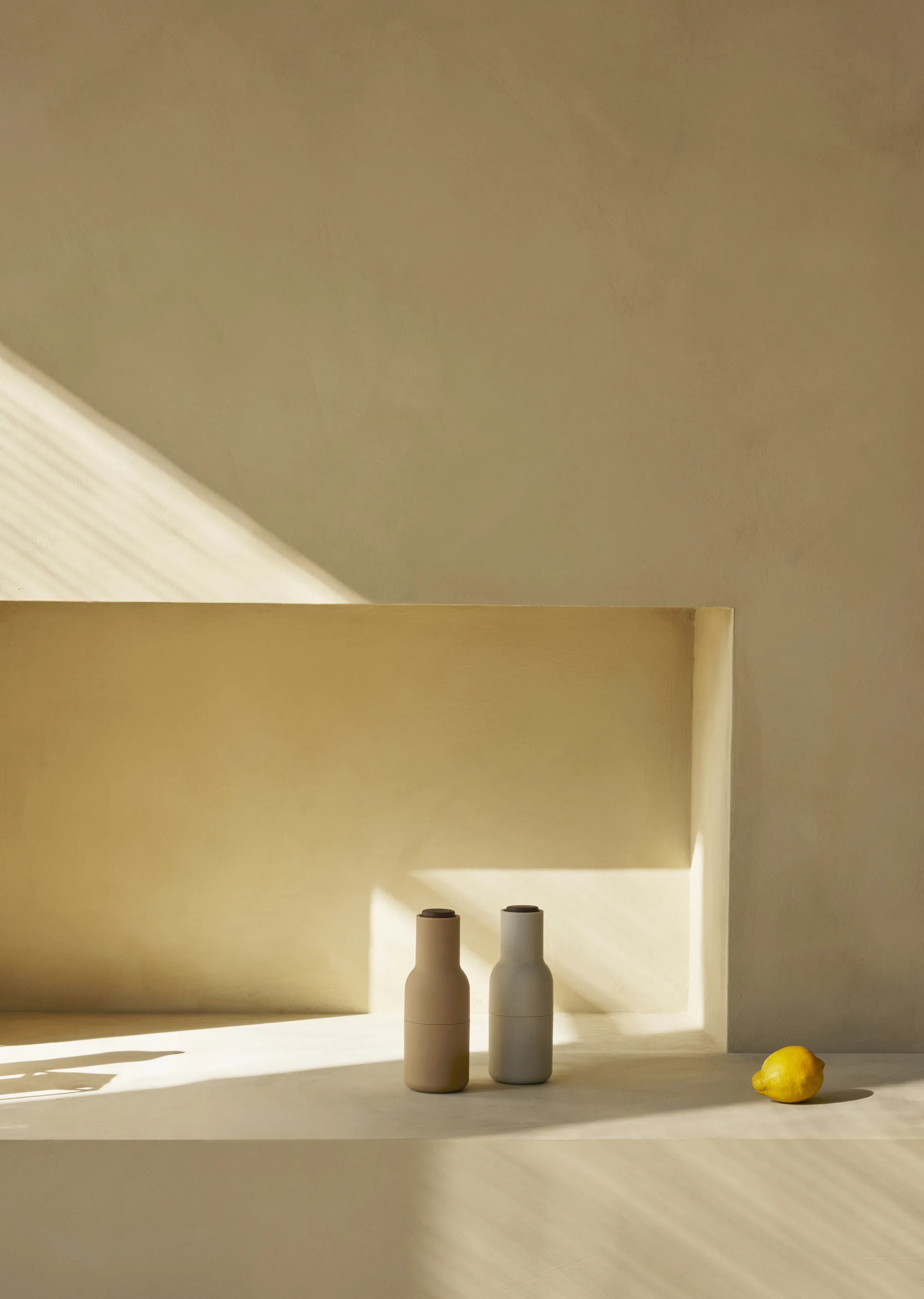 보틀 그라인더 2개 세트, Barley-walnut Audo Copenhagen | 오도 코펜하겐