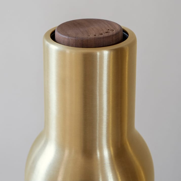 보틀 그라인더 메탈 2개 세트 - Brushed brass (walnut lid) - Audo Copenhagen | 오도 코펜하겐