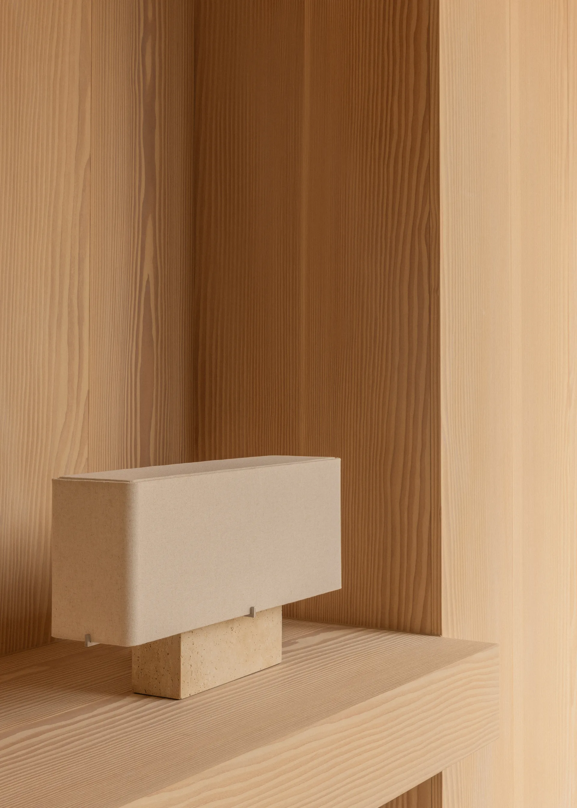 논나 테이블 조명 30 cm, Travertine-sand Audo Copenhagen | 오도 코펜하겐