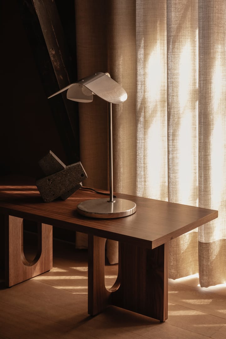 윙 테이블 조명 56 cm, Aluminium Audo Copenhagen | 오도 코펜하겐