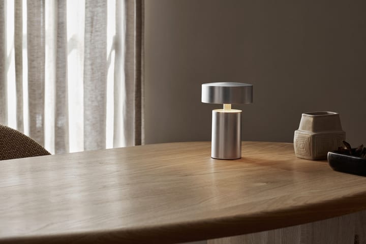 컬럼 무선 테이블 조명, Aluminium Audo Copenhagen | 오도 코펜하겐