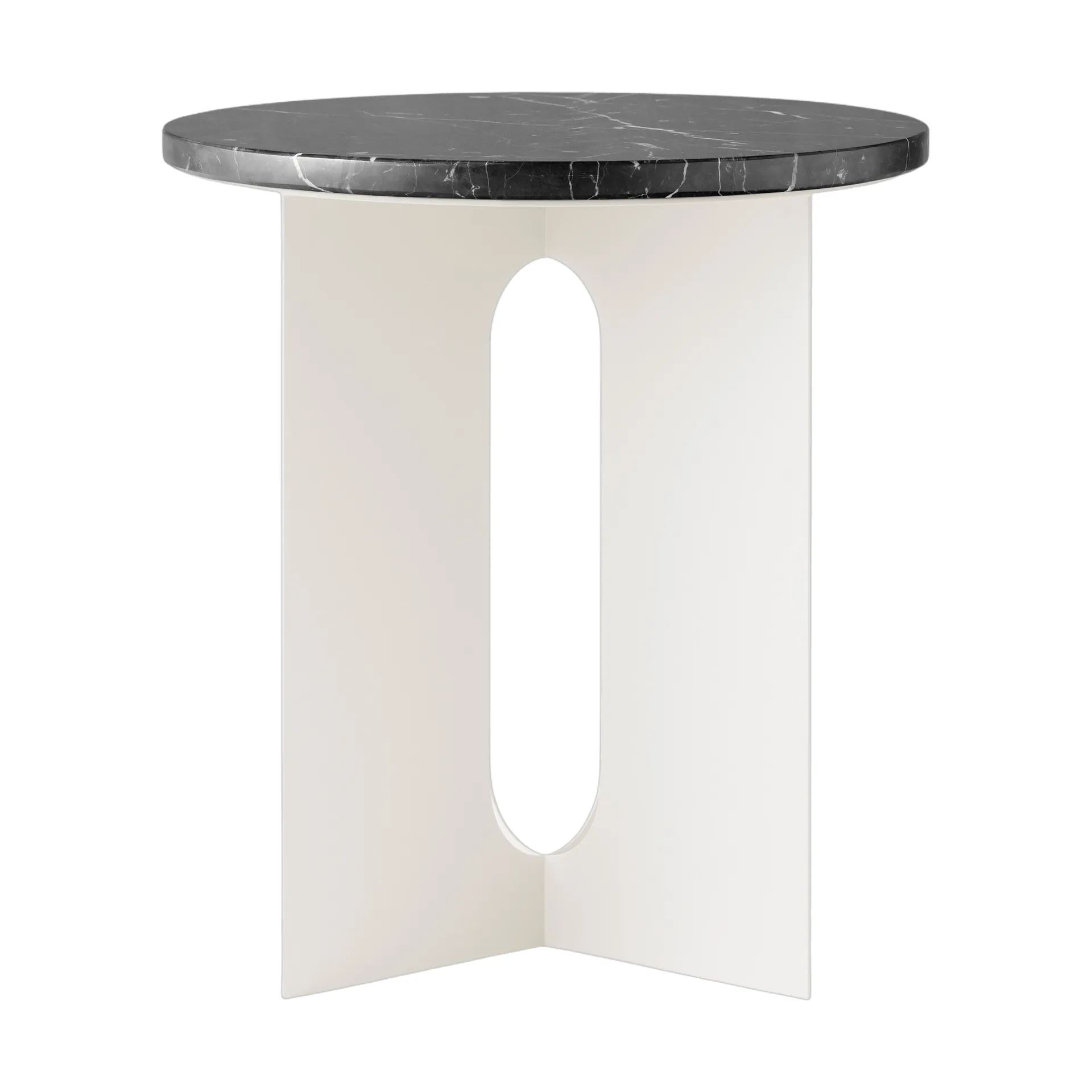 Androgyne 사이드 테이블, Nero Marquina 대리석-Ivory 스틸, Ø42 cm Audo Copenhagen | 오도 코펜하겐