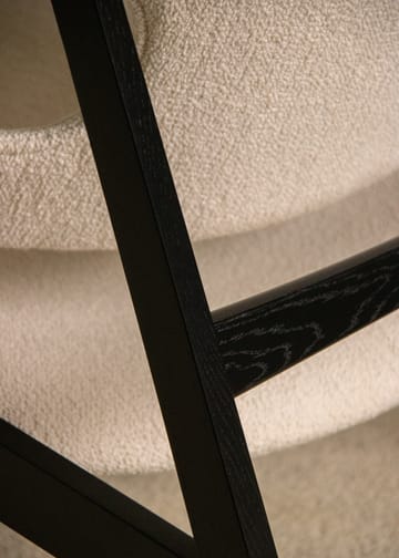 니팅 라운지 체어 - Barnum Bouclé 24-black oak - Audo Copenhagen | 오도 코펜하겐