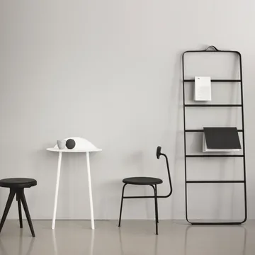 타올 타올 행거 - Black, bars in dark ash, leather - Audo Copenhagen | 오도 코펜하겐