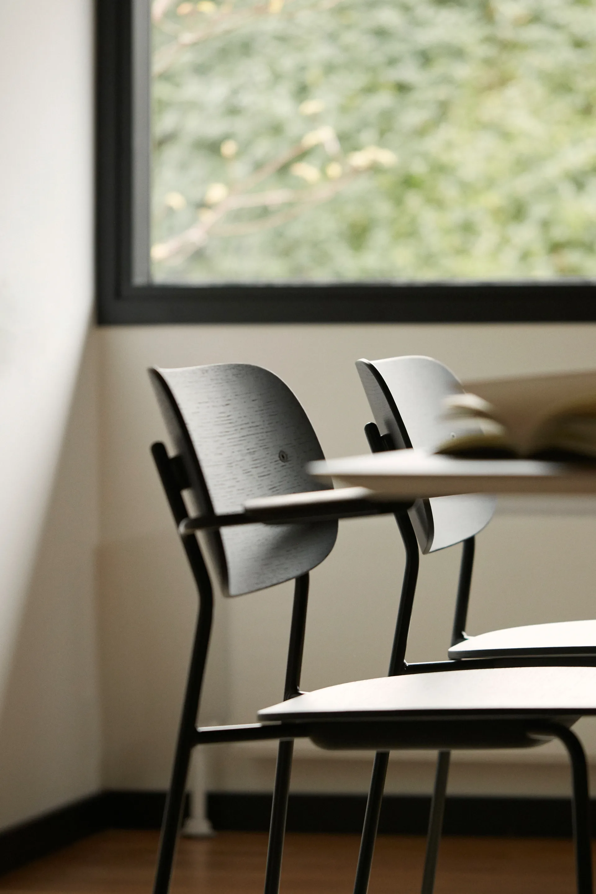 코 다이닝 체어 블랙 레그, Black oak Audo Copenhagen | 오도 코펜하겐