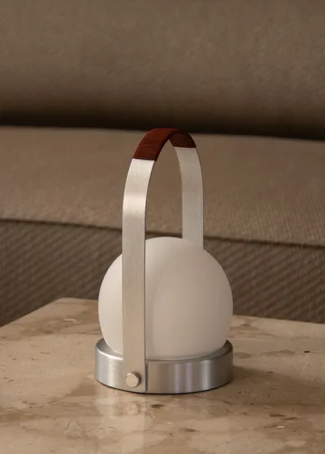 캐리 무선 테이블 조명 - Brushed Aluminium - Audo Copenhagen | 오도 코펜하겐