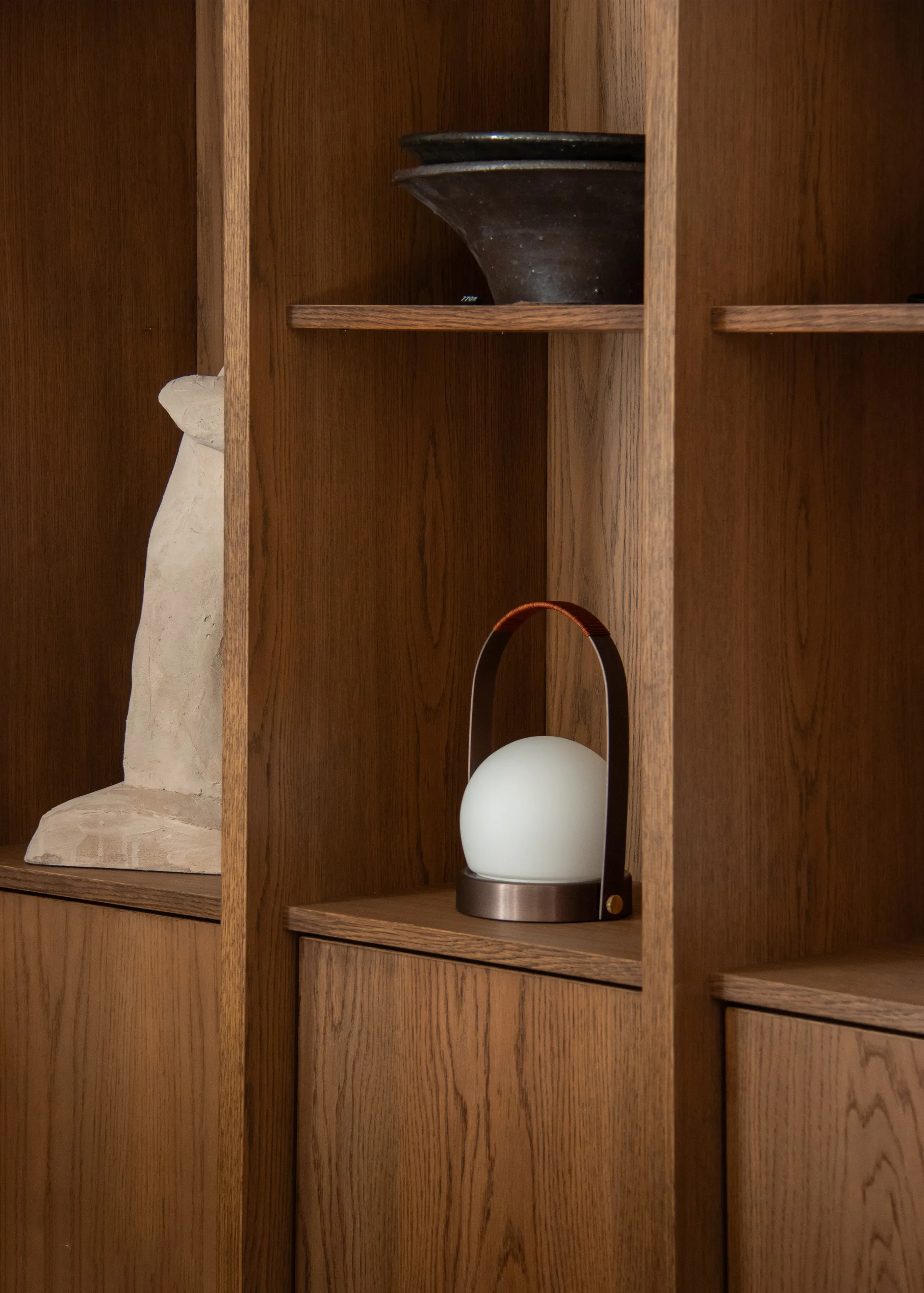 캐리 무선 테이블 조명, Brushed Aluminium Audo Copenhagen | 오도 코펜하겐