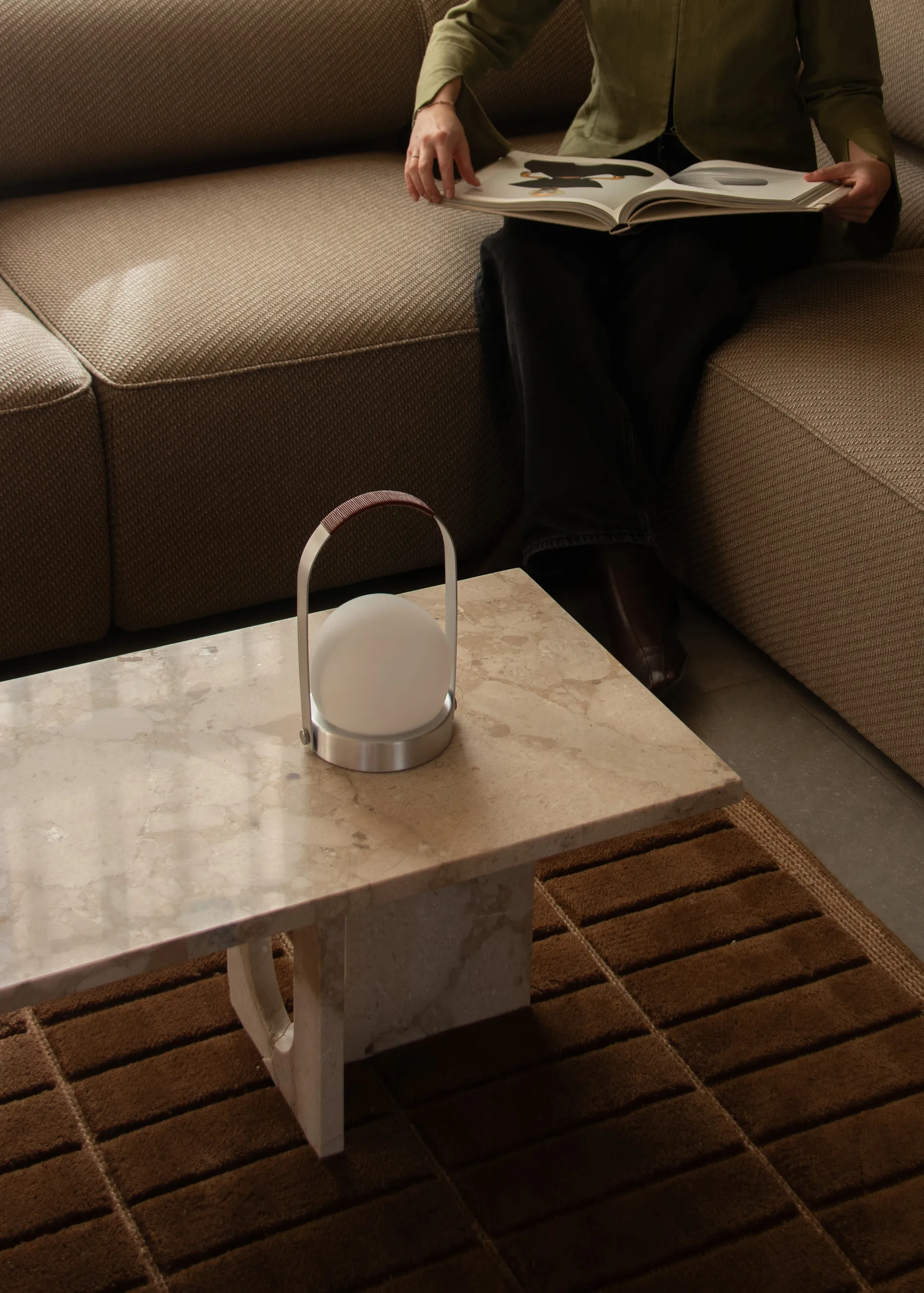 캐리 무선 테이블 조명, Brushed Aluminium Audo Copenhagen | 오도 코펜하겐