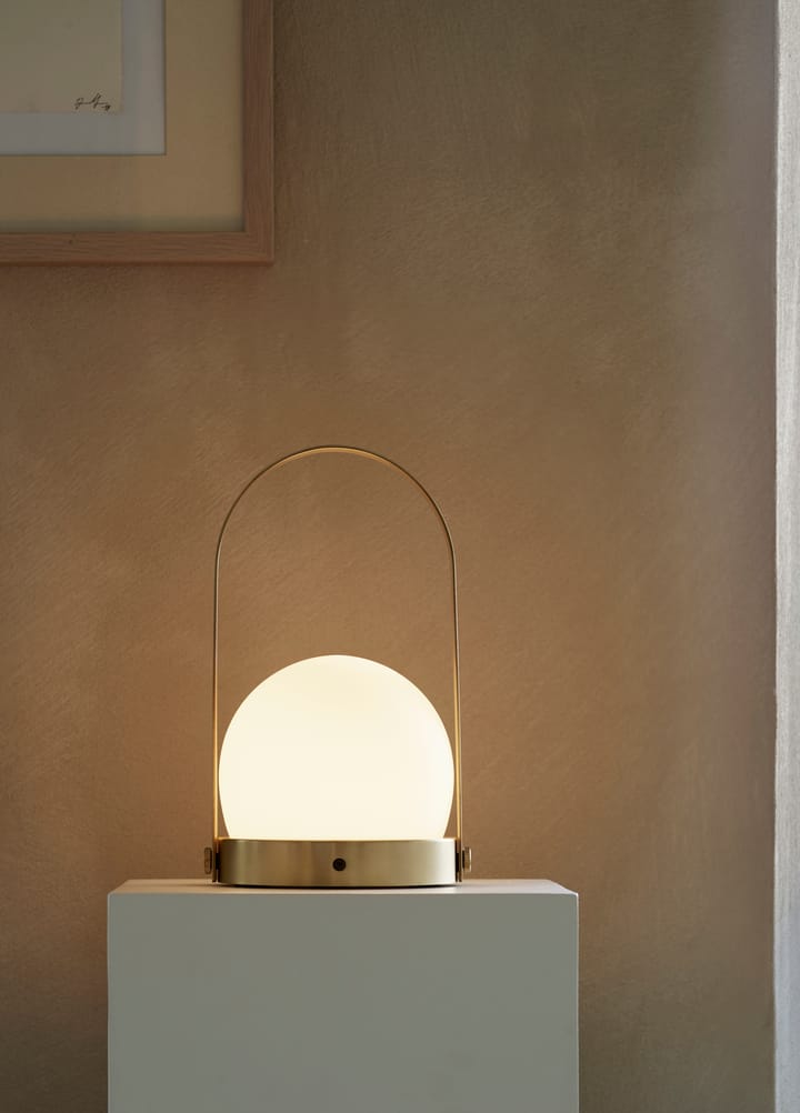 캐리 무선 테이블 조명, brushed brass Audo Copenhagen | 오도 코펜하겐