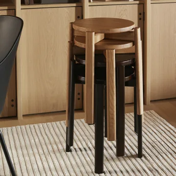패시지 스툴 - Dark lacquered oak - Audo Copenhagen | 오도 코펜하겐