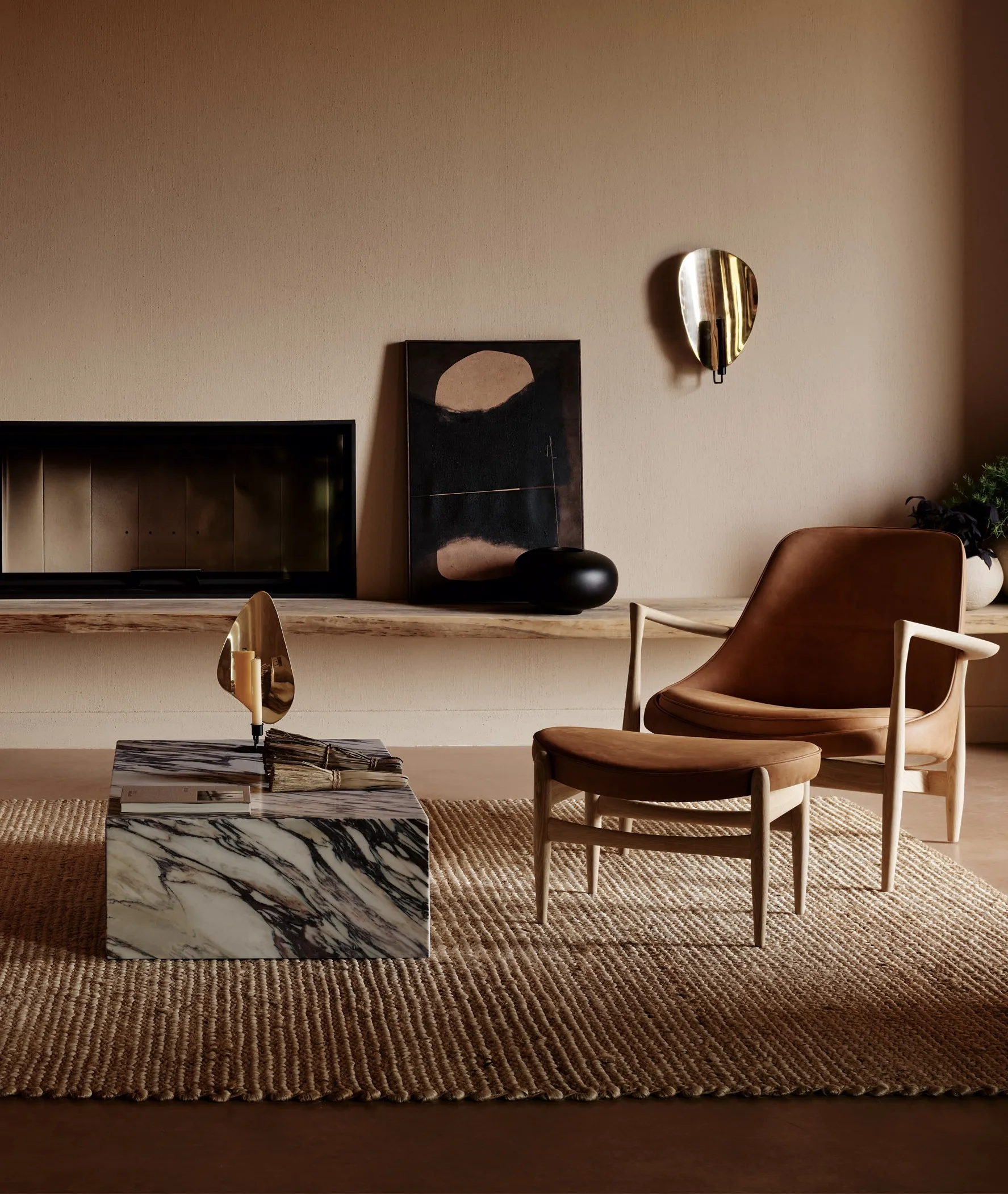 Flambeau 캔들스틱 30 cm, Black-polished brass Audo Copenhagen | 오도 코펜하겐