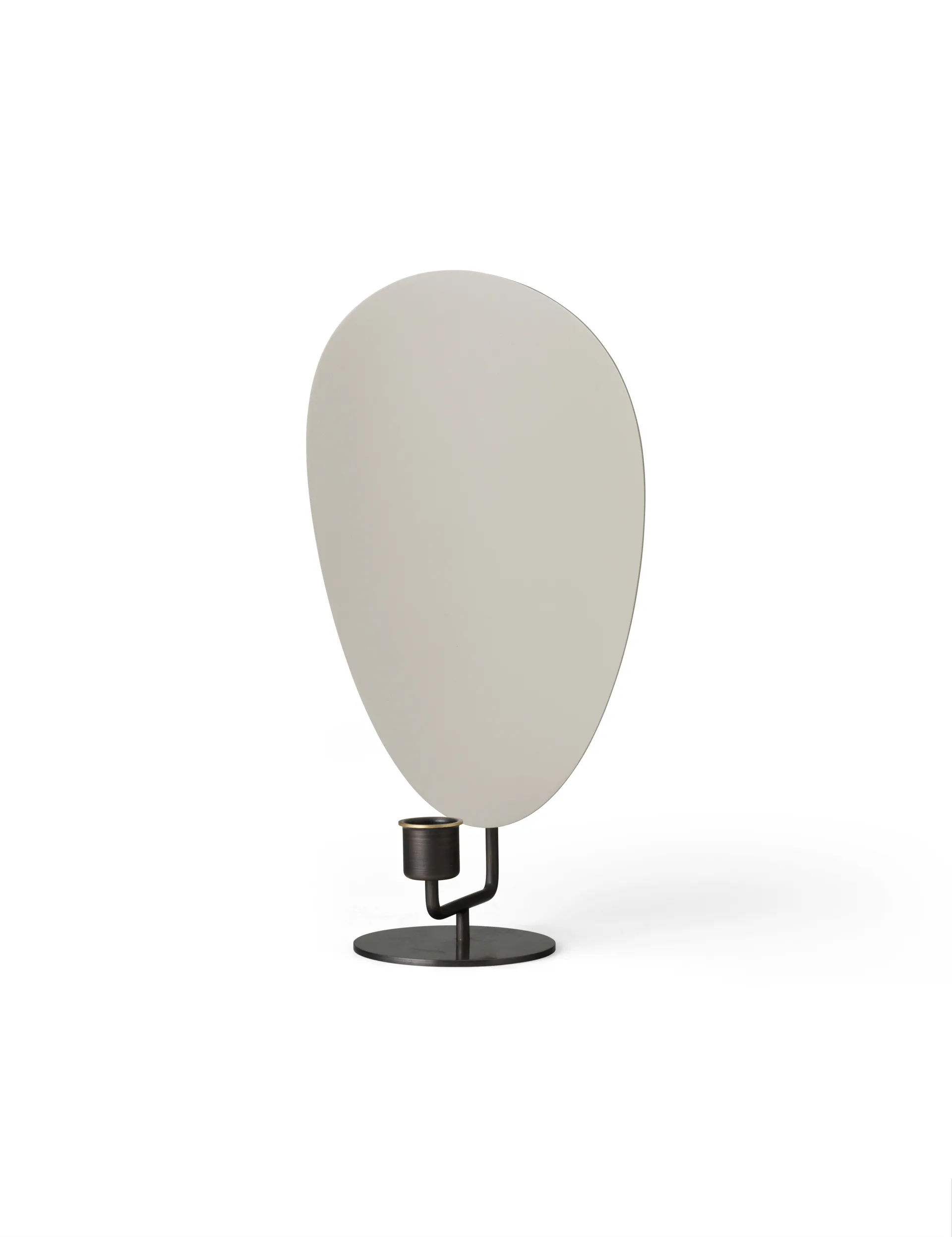 Flambeau 캔들스틱 30 cm, Bronzed brass-grey Audo Copenhagen | 오도 코펜하겐
