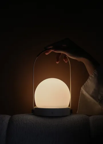 캐리 무선 테이블 조명 - Ivory - Audo Copenhagen | 오도 코펜하겐