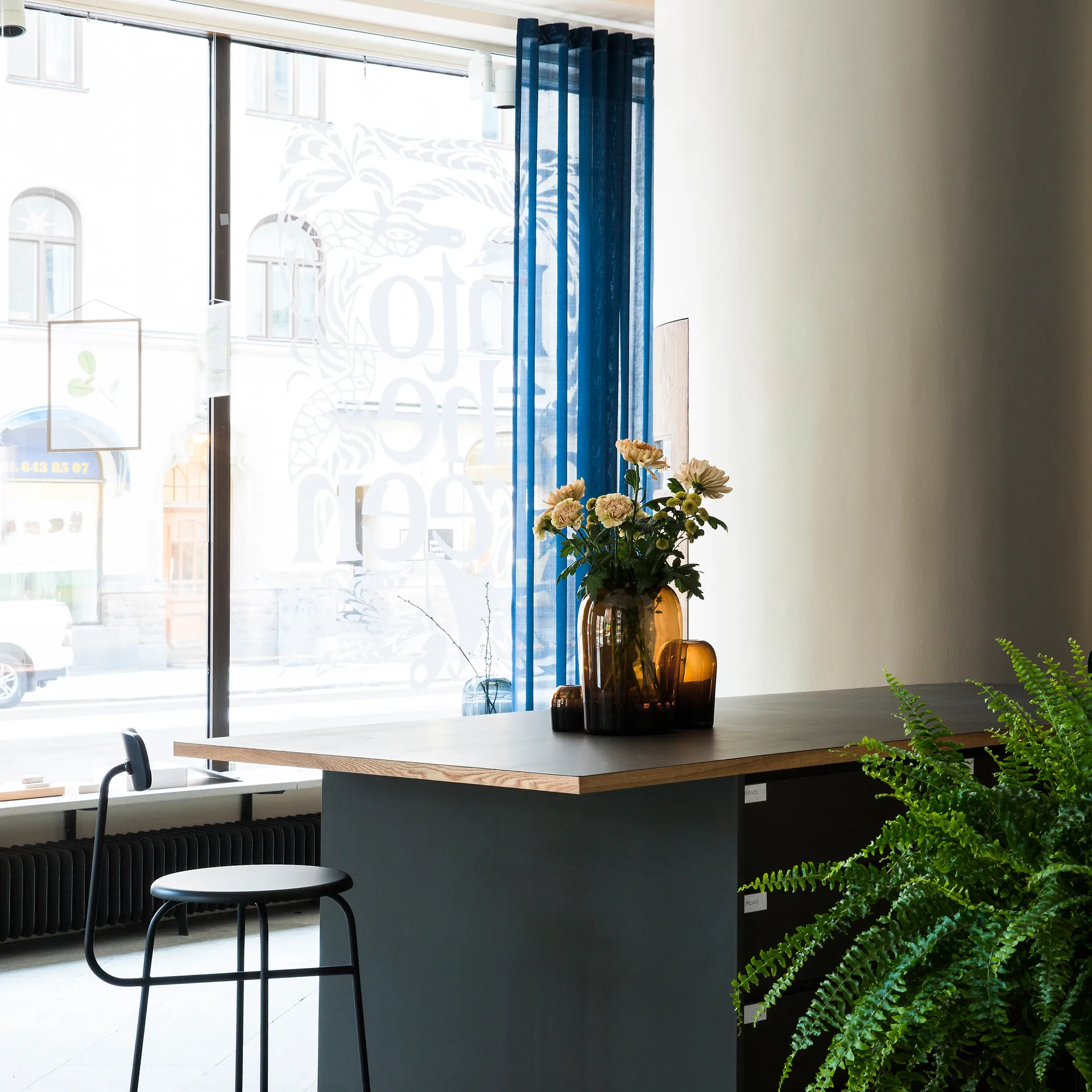 트롤 화병 L 19 cm, amber Audo Copenhagen | 오도 코펜하겐