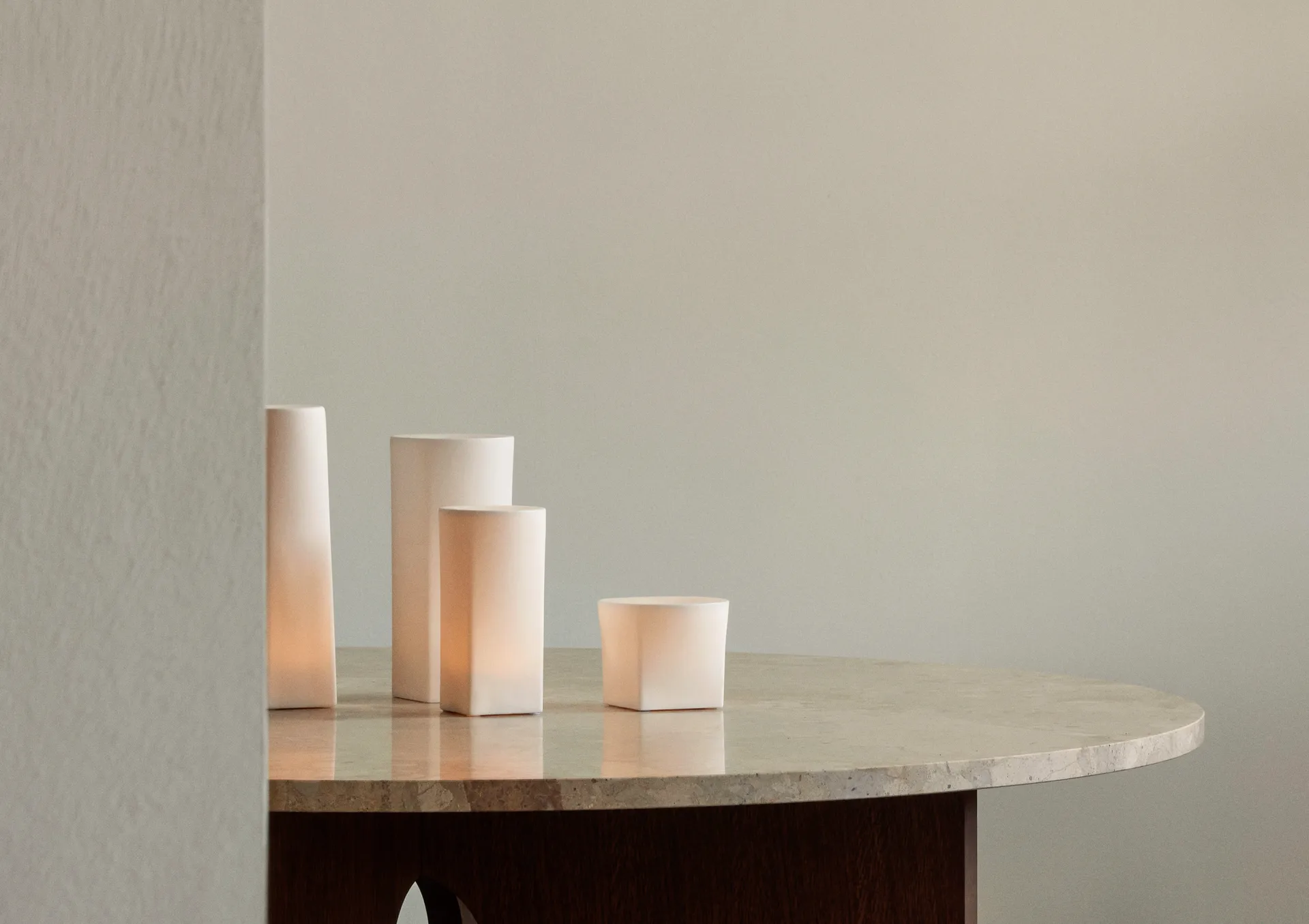 이그너스 LED 캔들 8 cm, Ivory Audo Copenhagen | 오도 코펜하겐