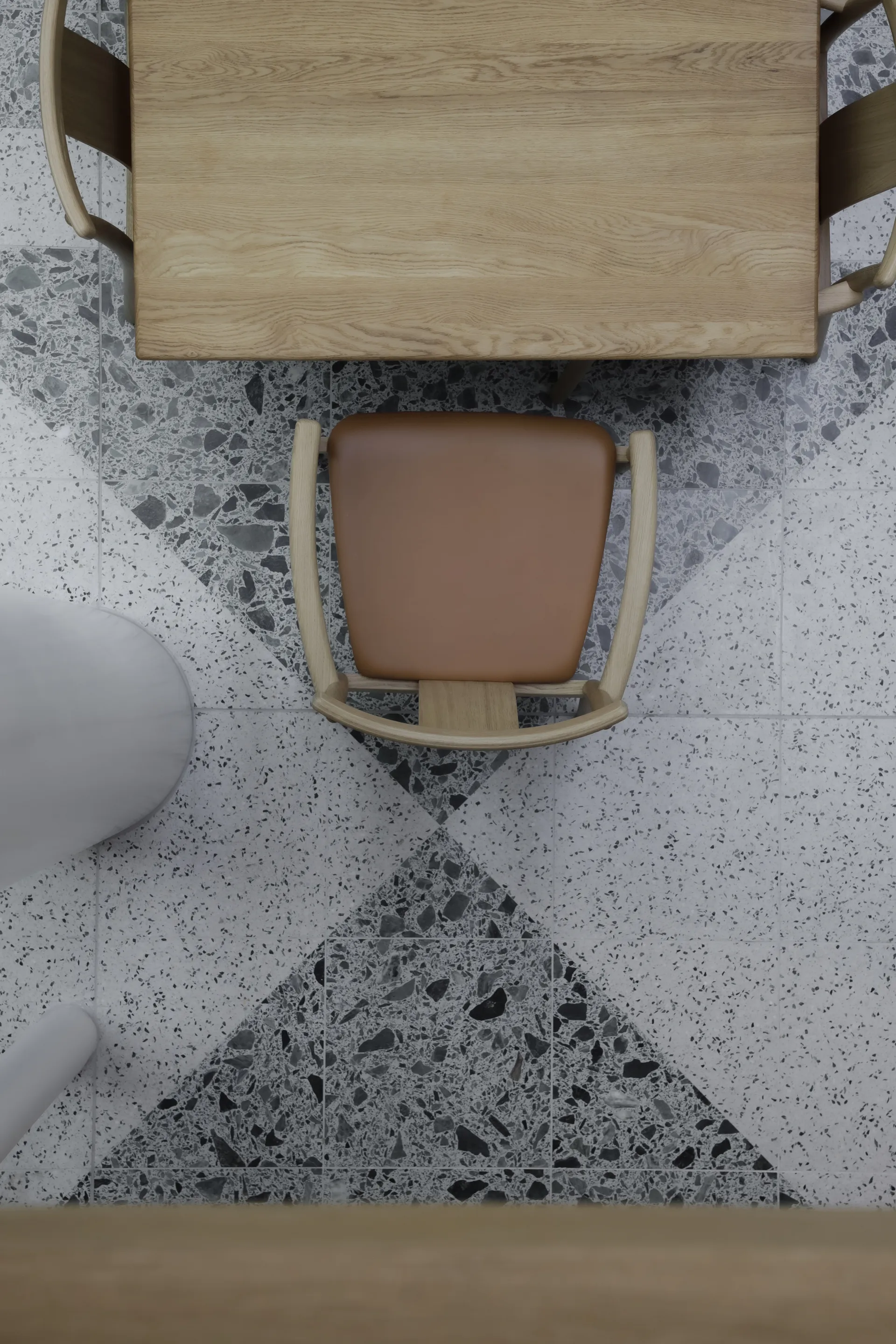 Merkur 암 체어 & 쿠션, Oak- Dakar 0250 cognac Audo Copenhagen | 오도 코펜하겐