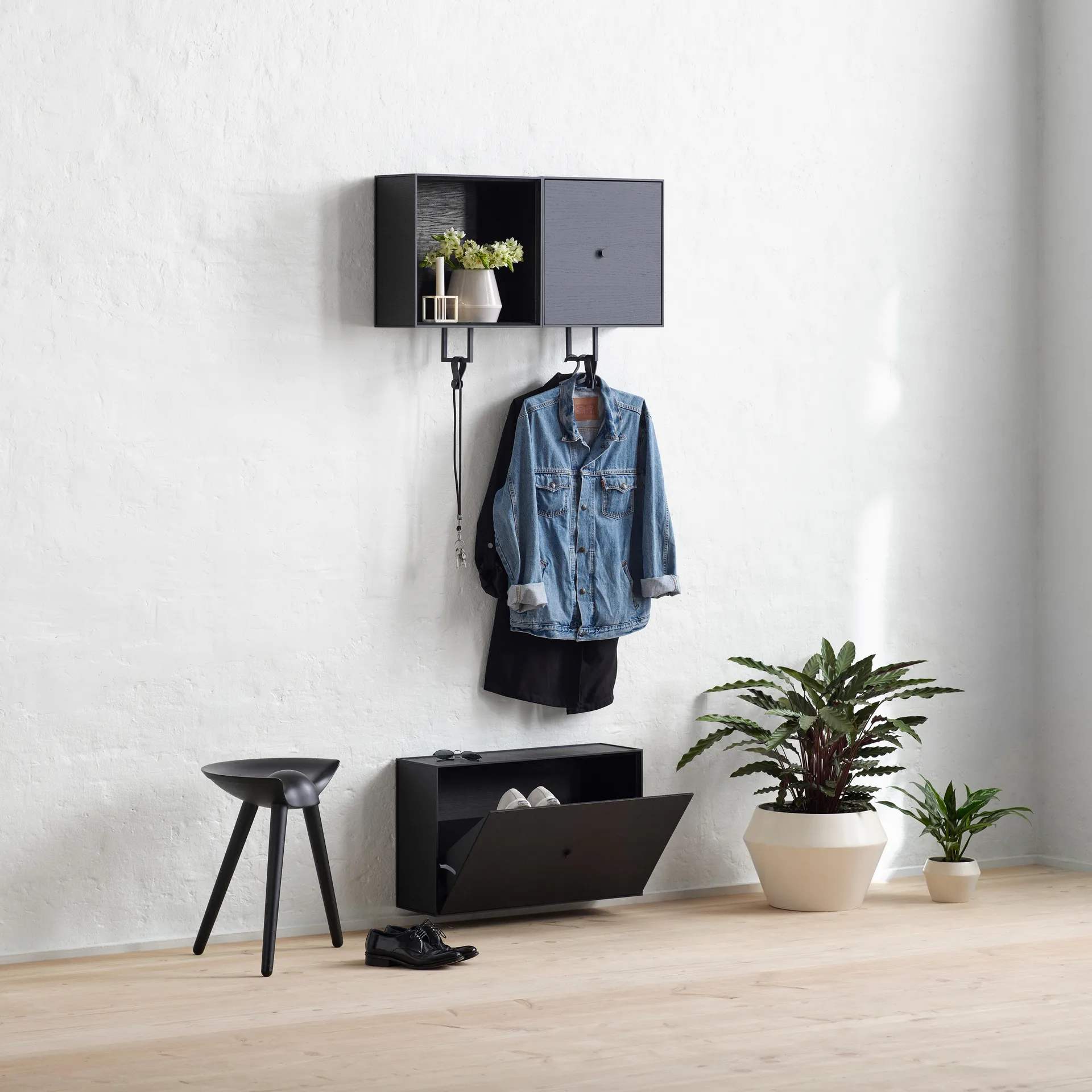 ML42 스툴 48 cm, Black stained beech Audo Copenhagen | 오도 코펜하겐