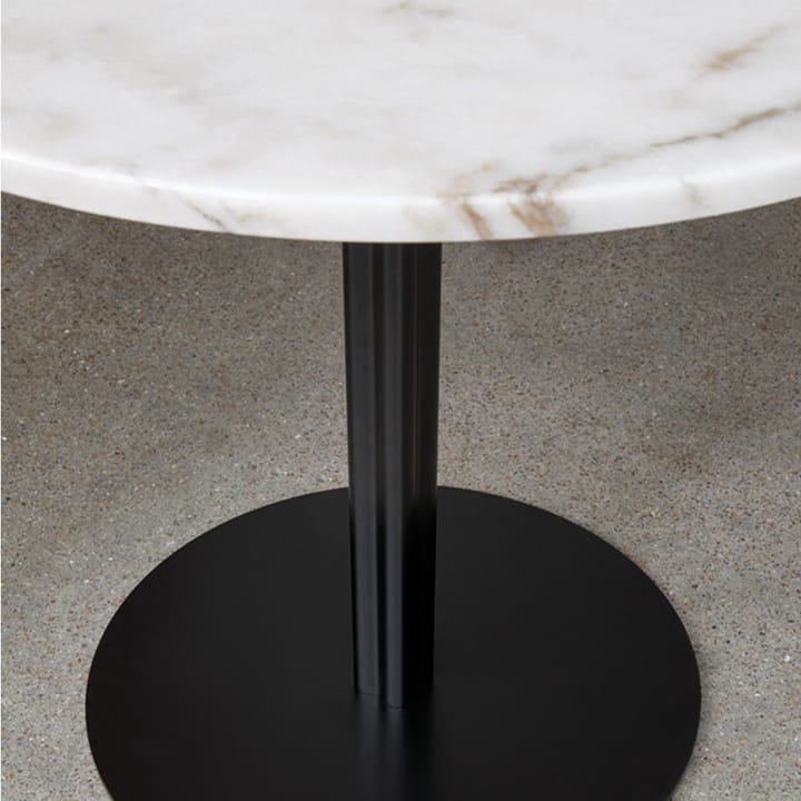 하버 컬럼 다이닝 테이블, Oak black-ø80 cm-black stand Audo Copenhagen | 오도 코펜하겐