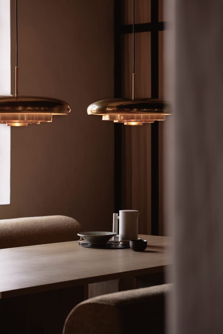 Resonant 펜던트 조명 Ø53 cm, Brass Audo Copenhagen | 오도 코펜하겐
