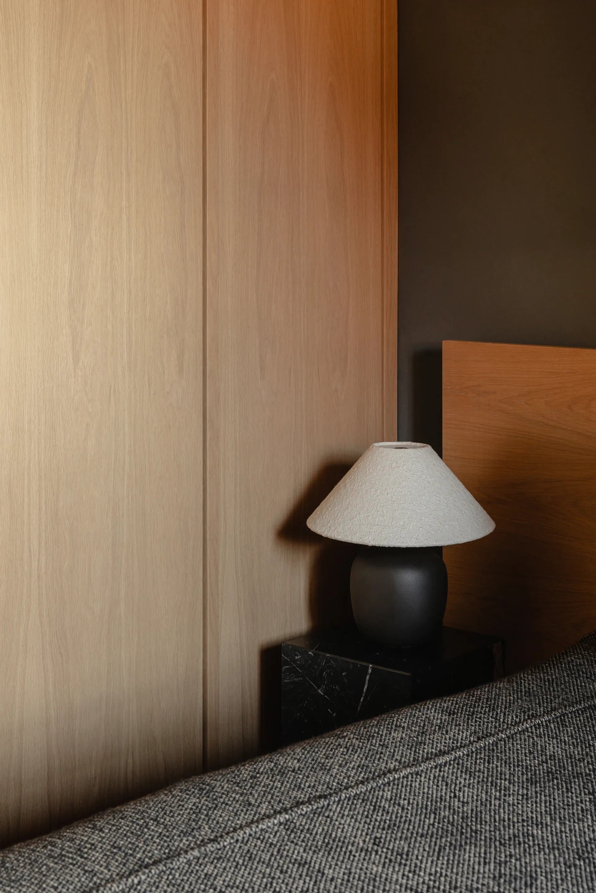 Torso 테이블 조명 37 cm 한정판, Oceano-Snow Audo Copenhagen | 오도 코펜하겐