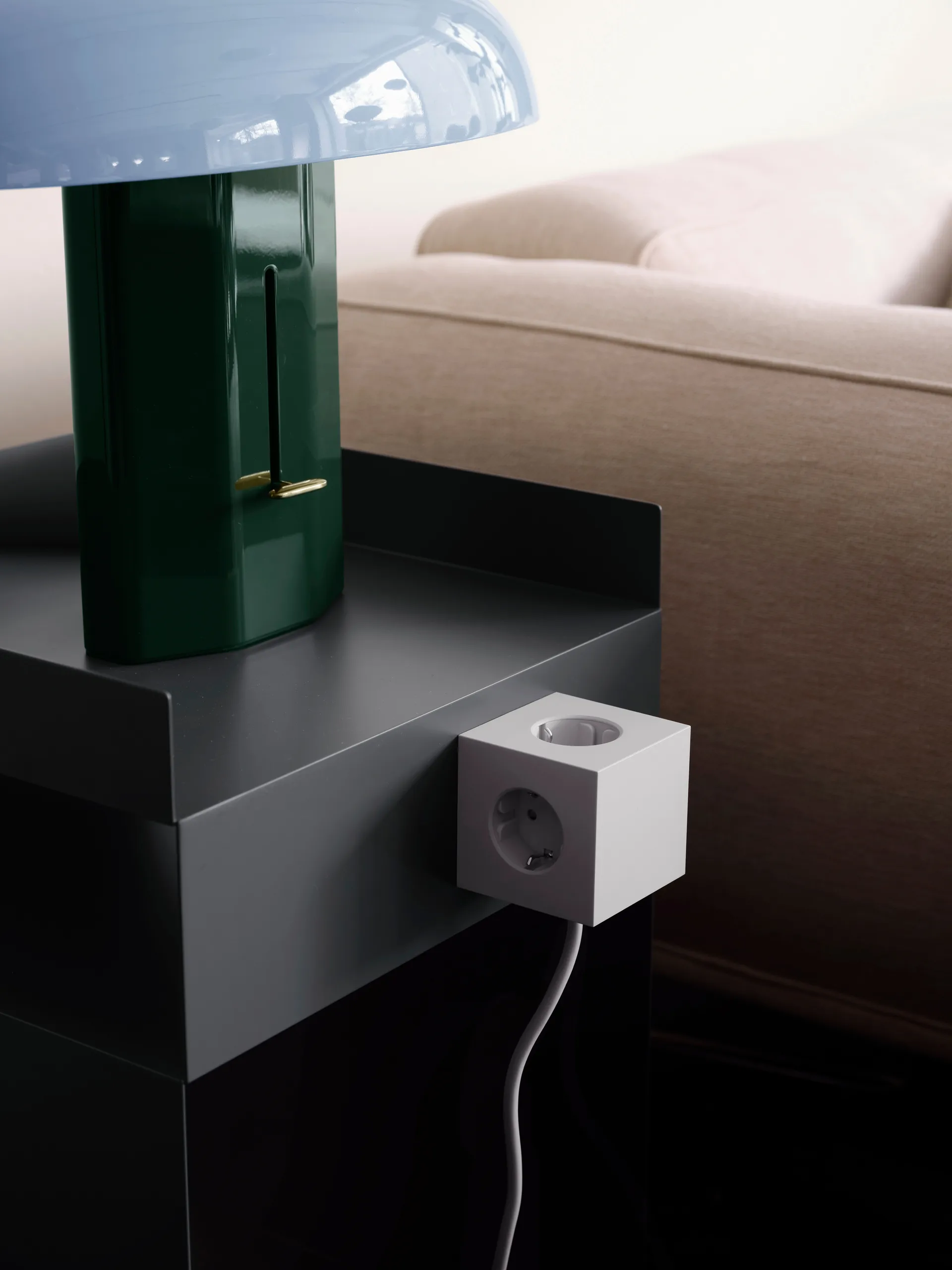 스퀘어 1 파워 스트립 USB-C 30W 3 m, Gotland Gray Avolt | 아볼트