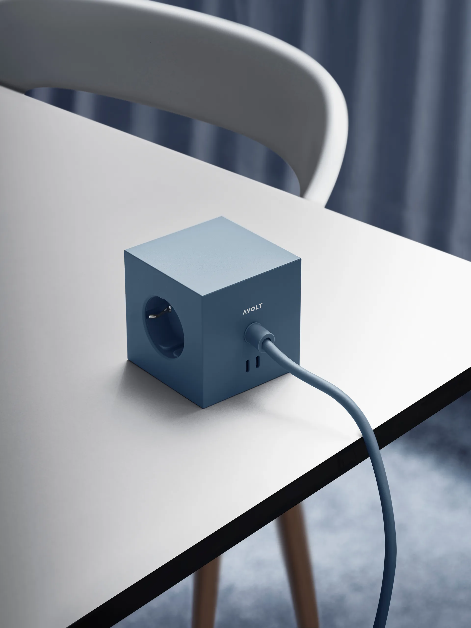 스퀘어 1 파워 스트립 USB-C 30W 3 m, Shark Blue Avolt | 아볼트