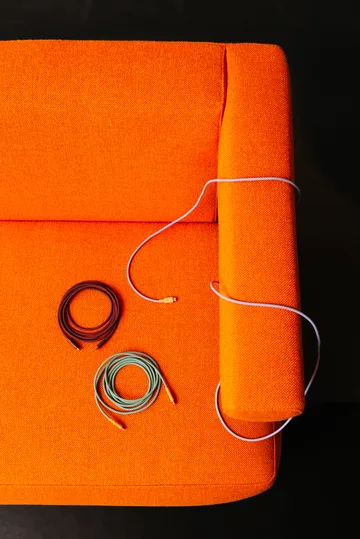 아볼트 x 바우하우스-아카이브 케이블 1 USB-C to USB-C - Mulberry Red - Avolt | 아볼트