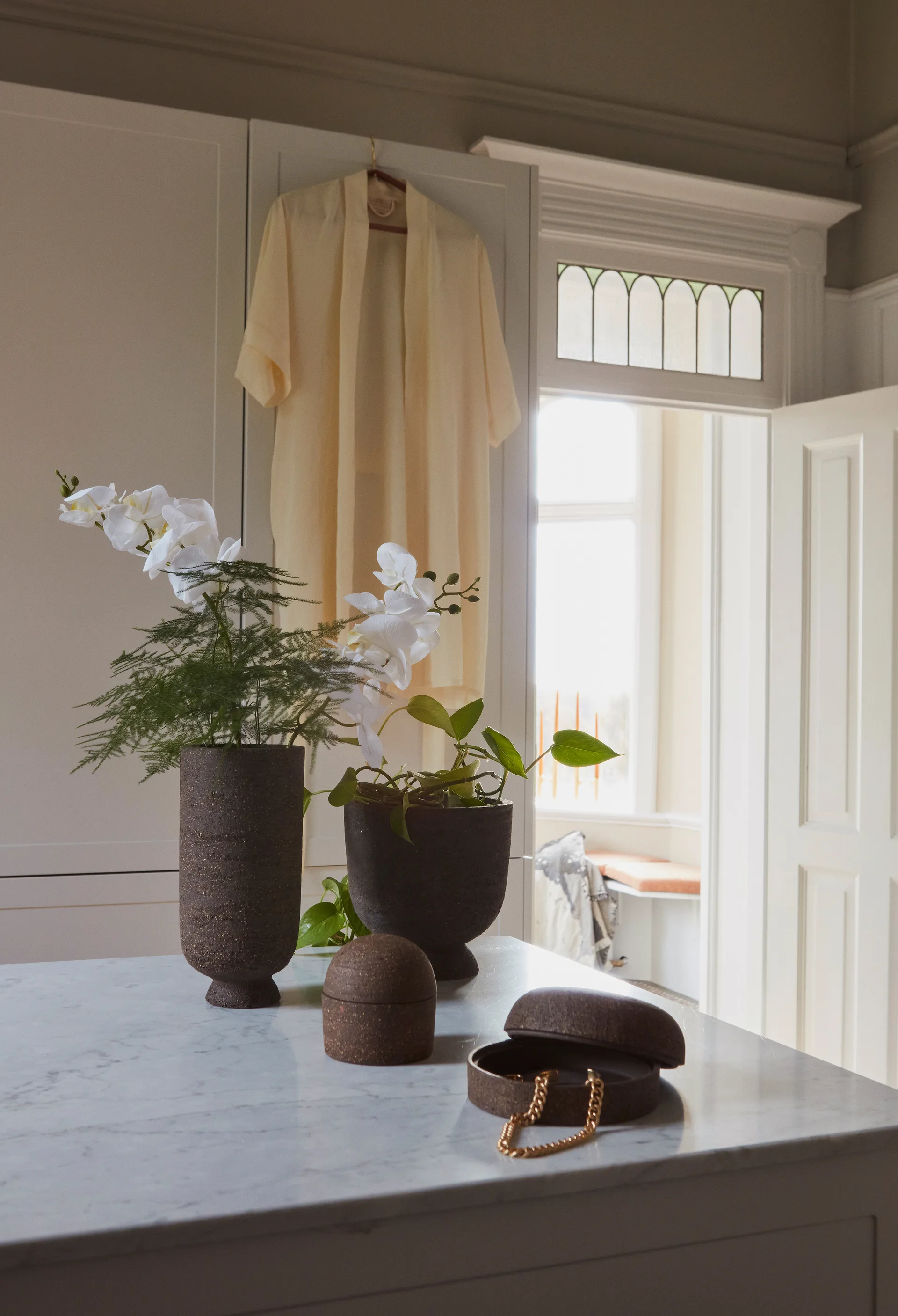 테라 수납병 & 덮개 Ø10.7 cm, Java brown AYTM | 에이와이티엠