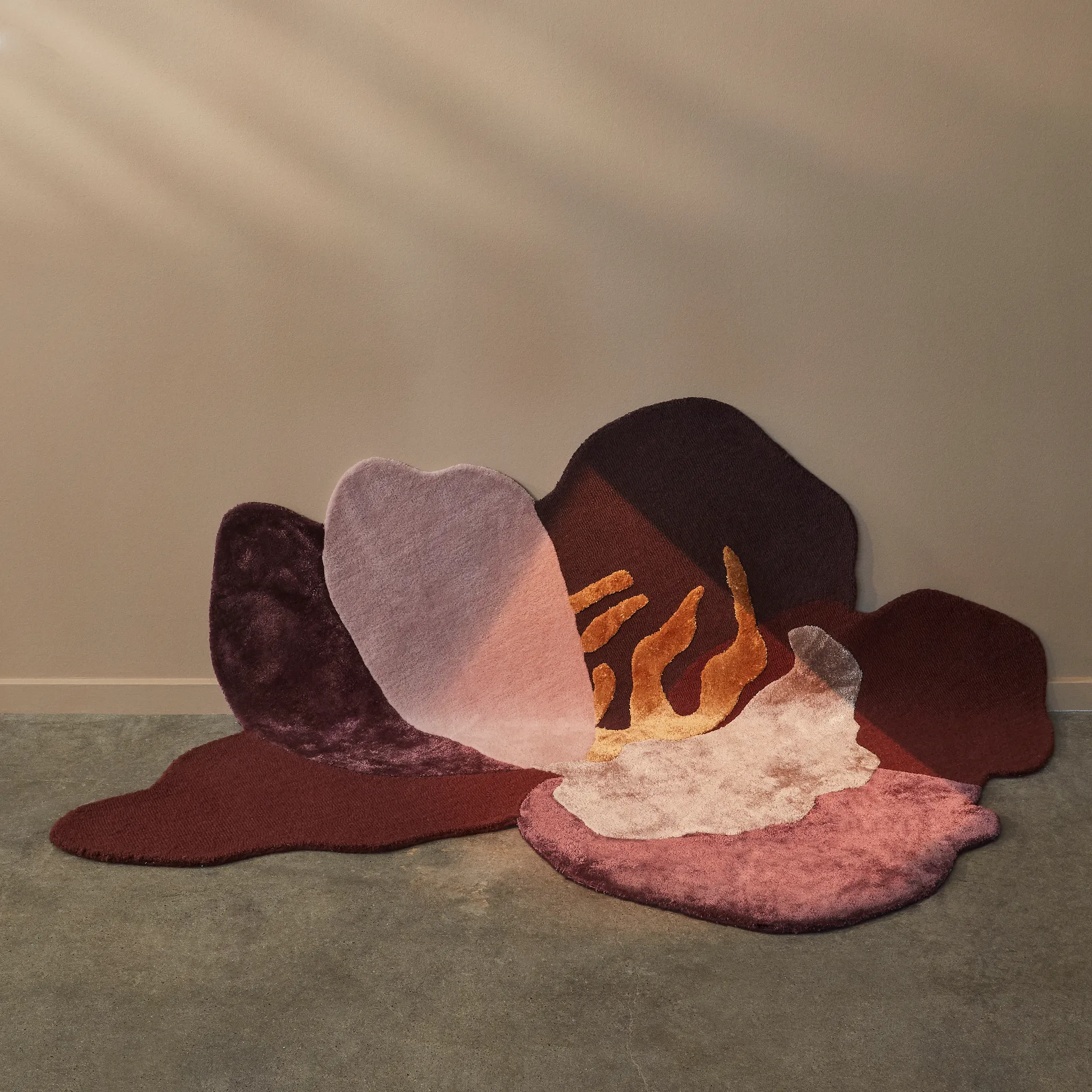 플로레스 러그, 190x150 cm AYTM | 에이와이티엠